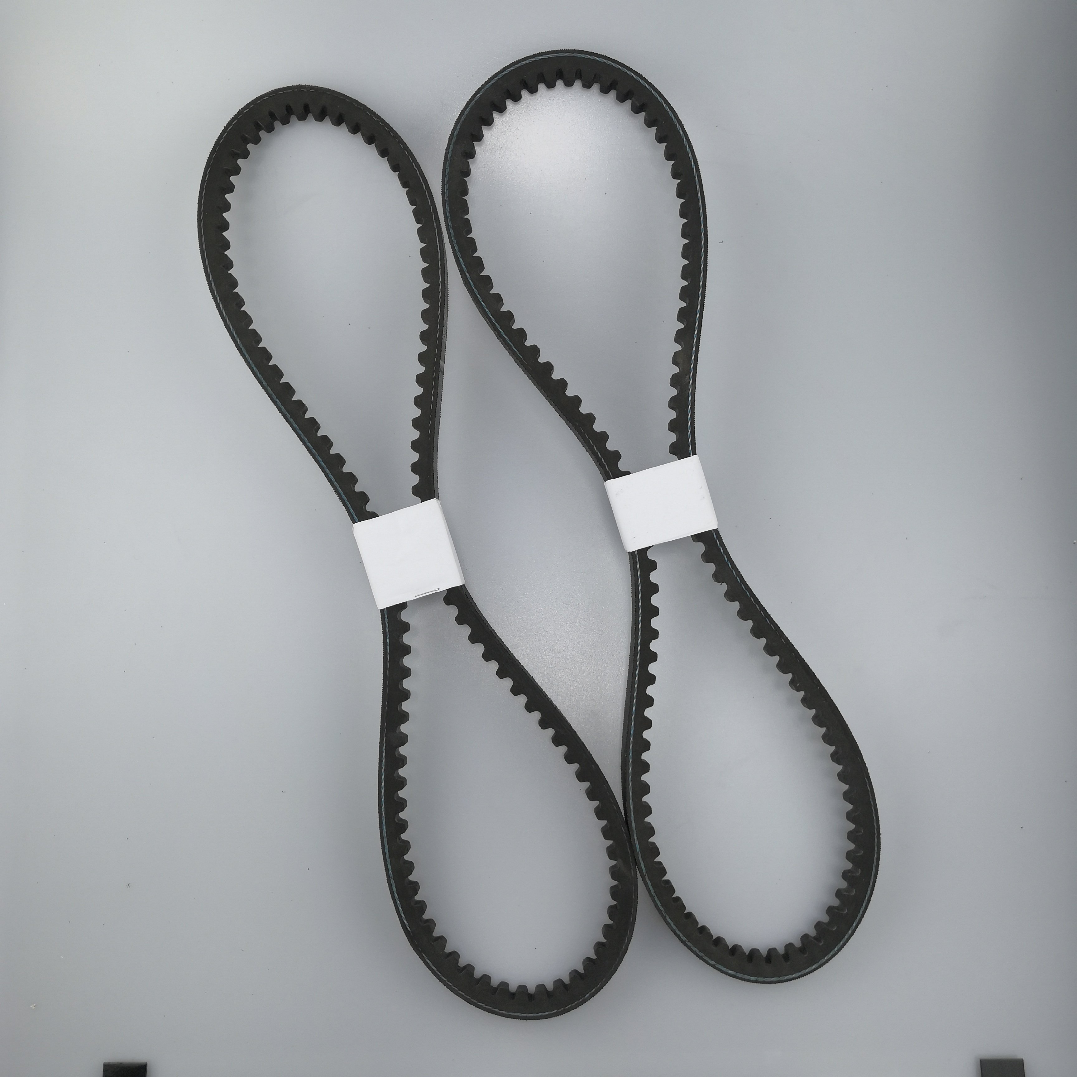 Custom Made 1-1/8'' Rear Drive V-Belt Rubber Timing Belt for Motorcycle Transmissions OEM Supported for Farm Industries