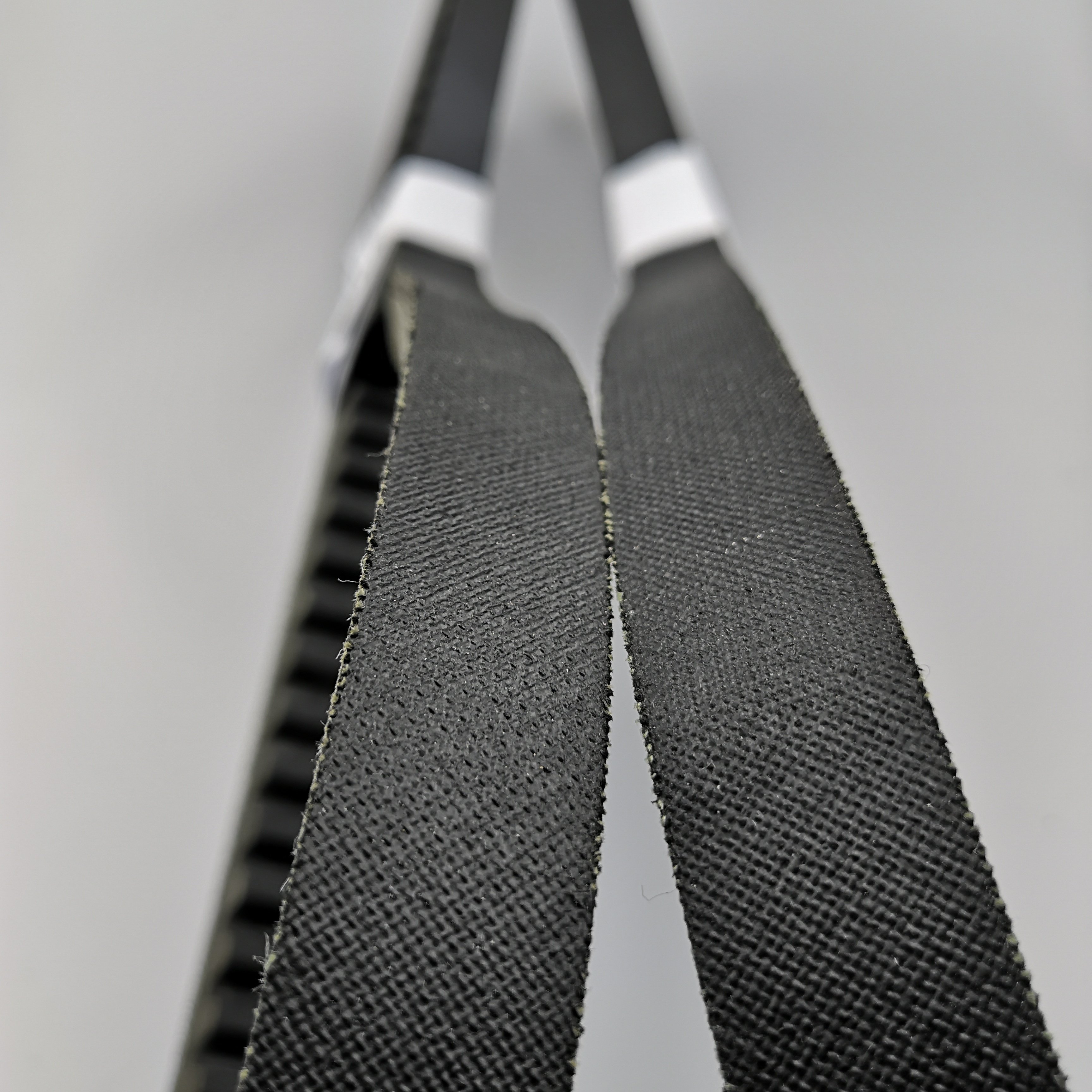 Custom Made 1-1/8'' Rear Drive V-Belt Rubber Timing Belt for Motorcycle Transmissions OEM Supported for Farm Industries