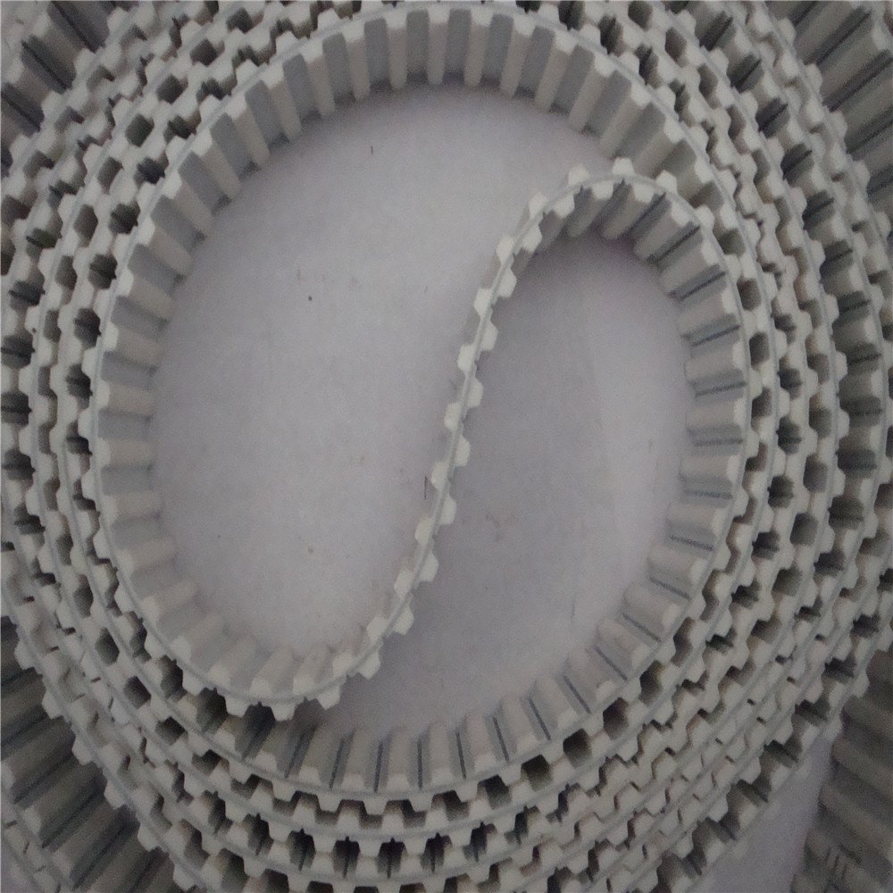 Rubber conveyor belting