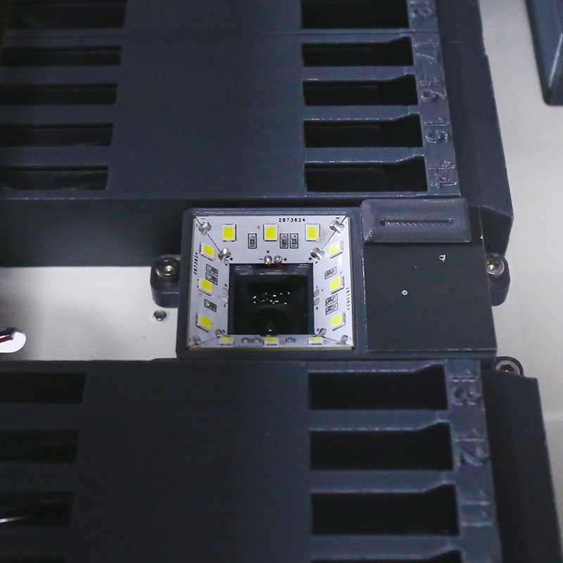 SMT Manufacturing Equipment Smt SMD Small Desktop Prototype Pick and Place Machine NeoDen YY1