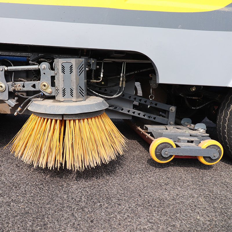5% off Electric Road Street Sweeper Machine Washer Sale for City Airport Pavement Cleaning