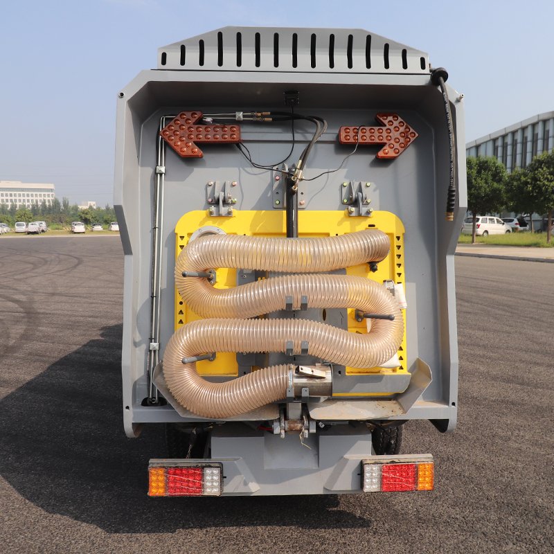 5% off Electric Road Street Sweeper Machine Washer Sale for City Airport Pavement Cleaning