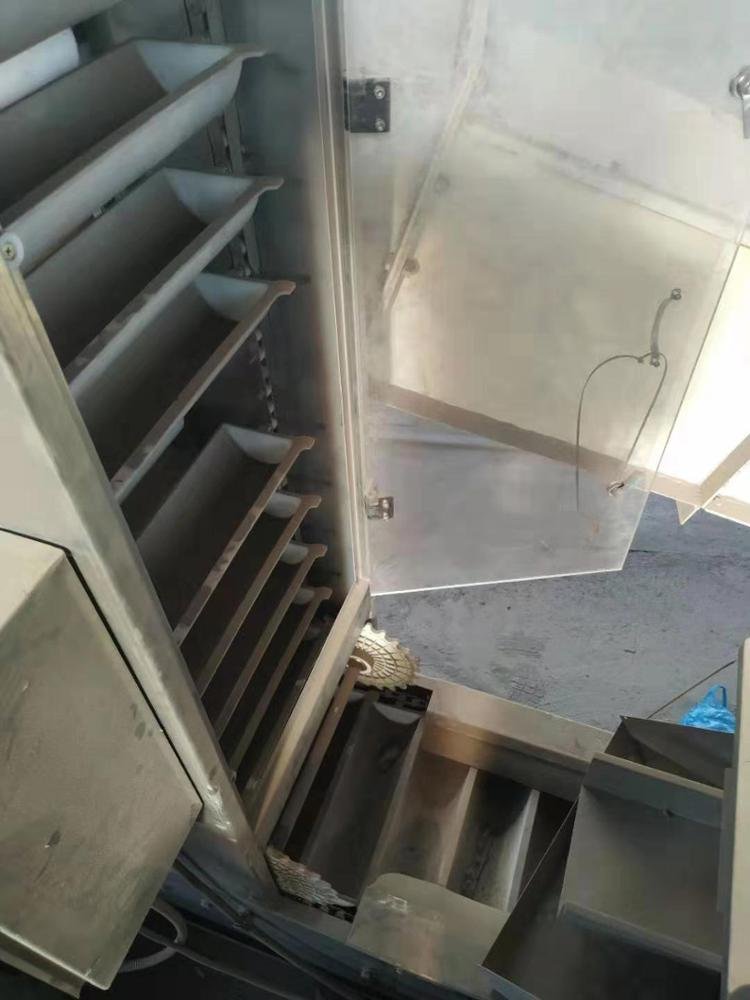 DLTE Z Type BIG Lifting Bucket Conveyor Elevator Bucket Verital Conveyor baffle conveyor
