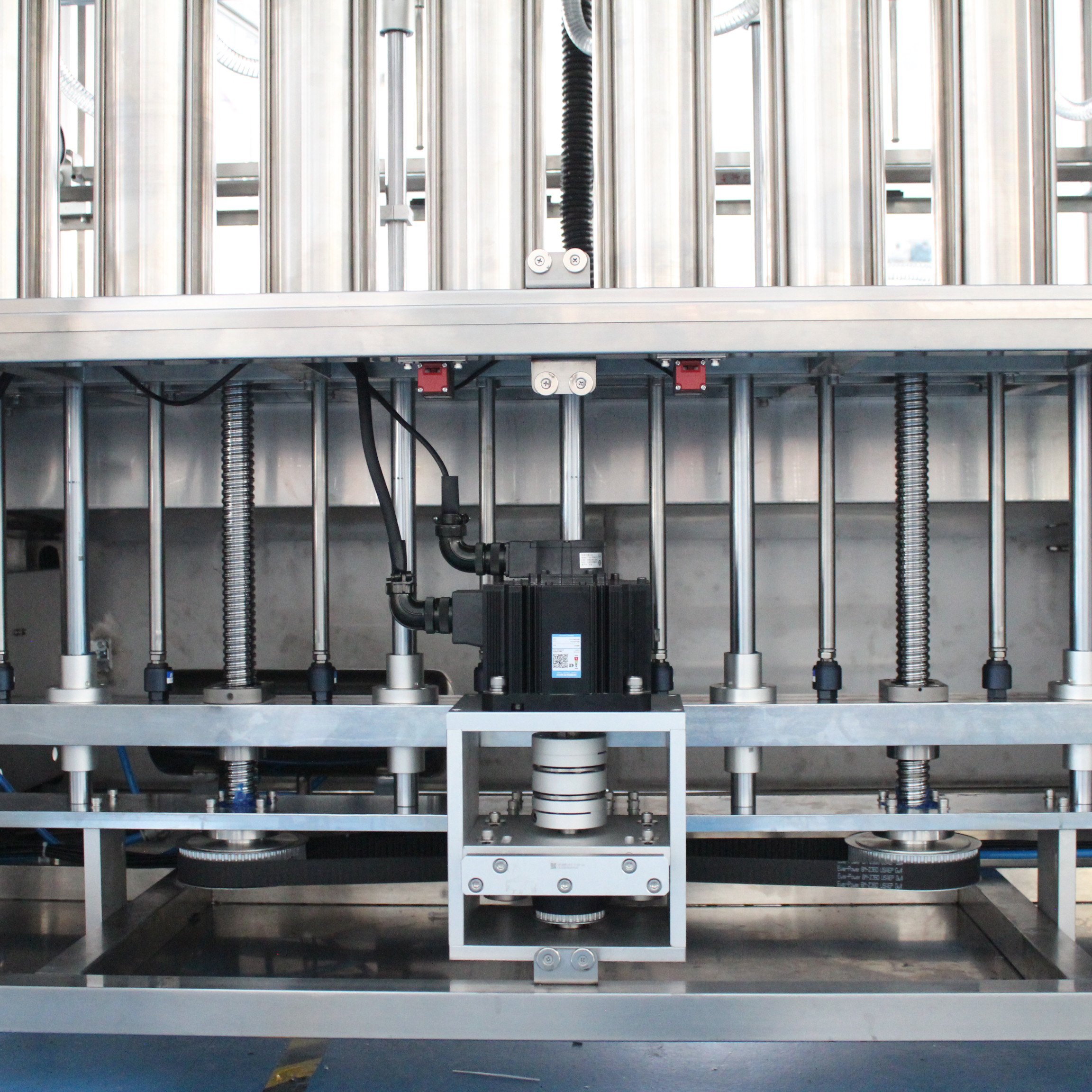 2025 New Smart Custom Auto Detergent Thick Liquid Filling Equipment Plastic Glass Bottle Filling Capping Machine