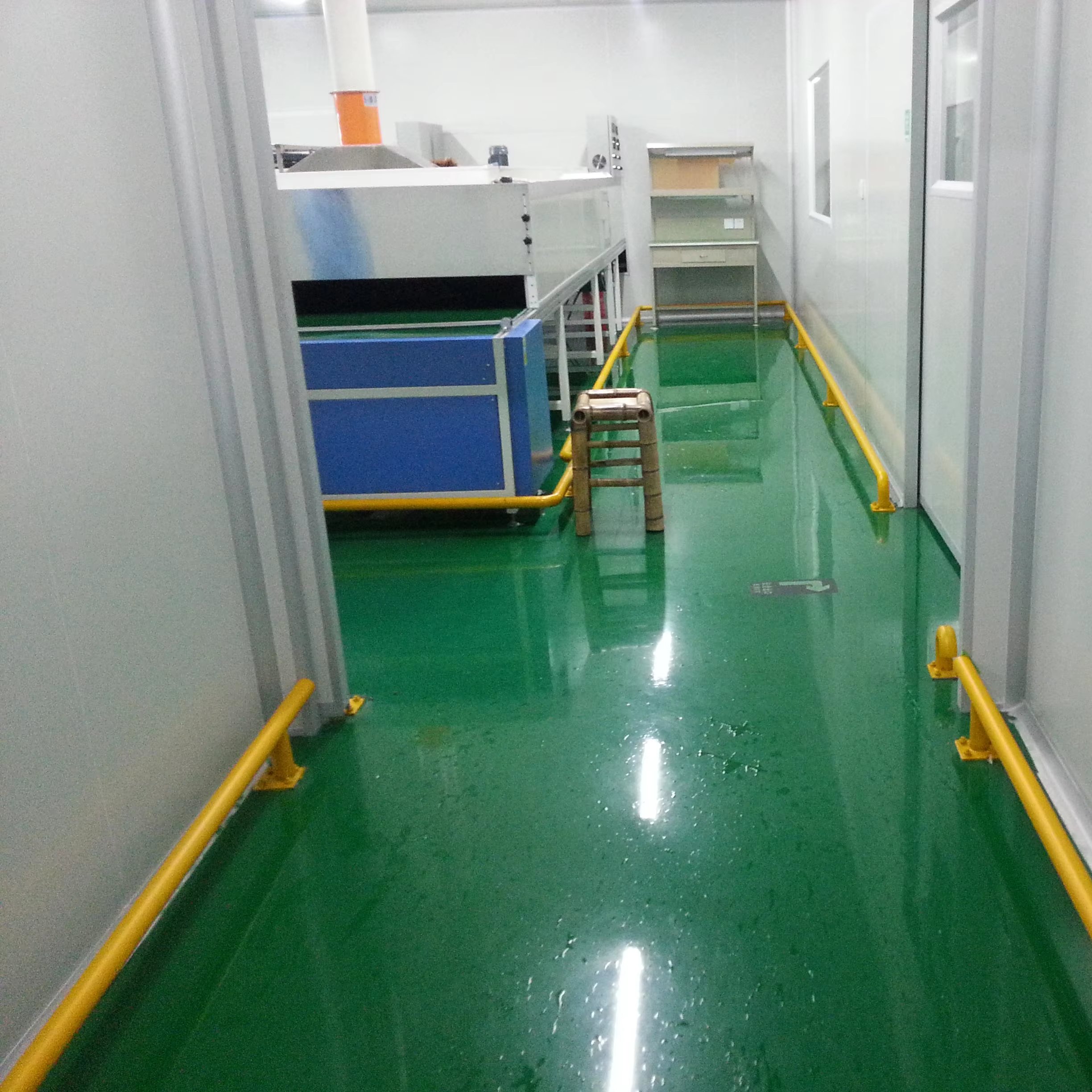 Auto Parts Spraying Line Reciprocating Sprayer with PLC Core Components & Gun Adjustment Channel for Painting Coating Production