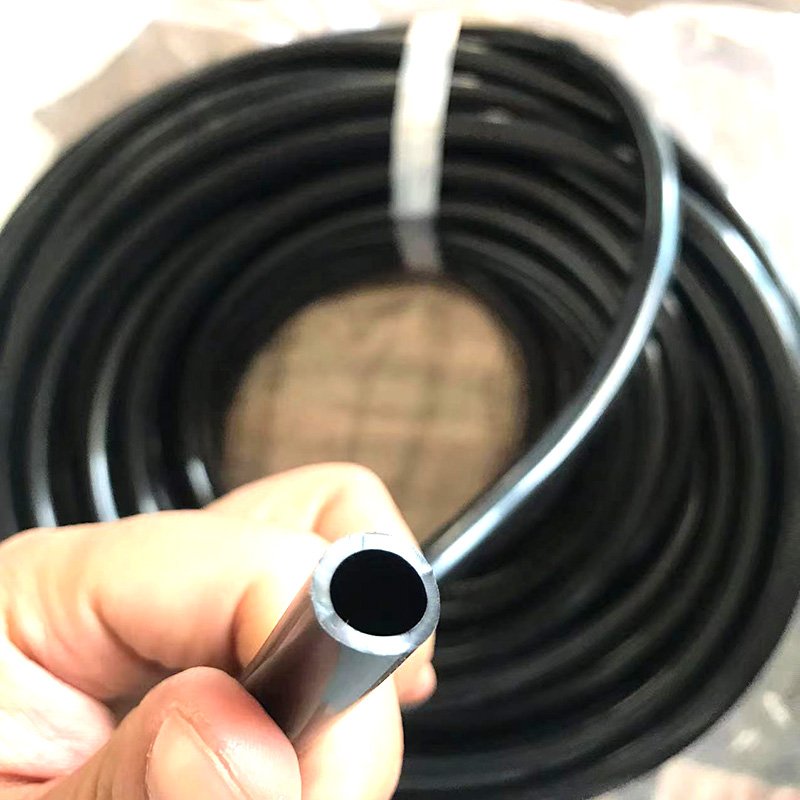 JIATAI Wholesale Plasson Drinker Pipe 8*10 or 6*8 Black Color Poultry Drinker for Poultry Water Drinker Line
