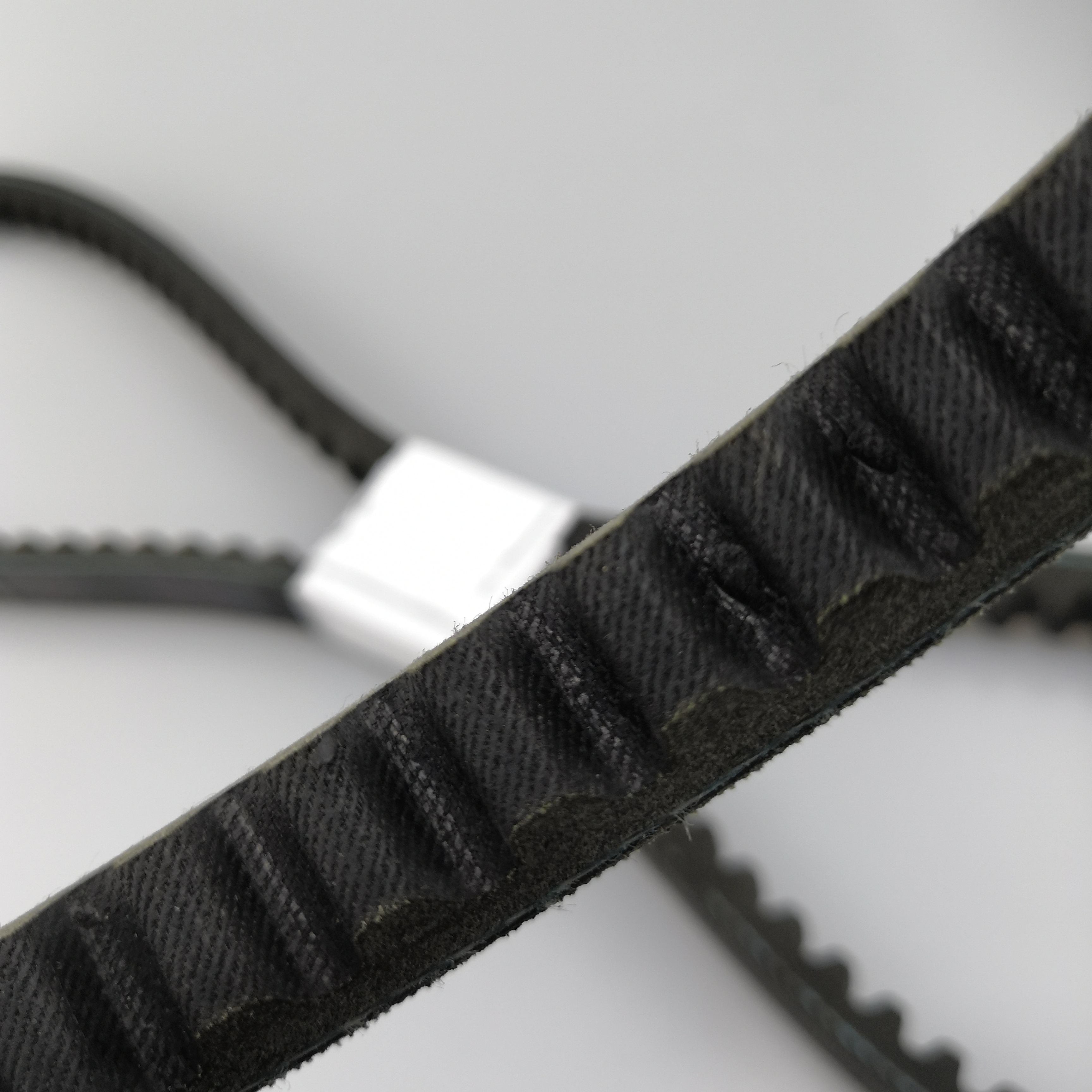 Machinery Wedge Raw Edge Cogged Rubber Timing Belt Supplier V Timing Belt For Car