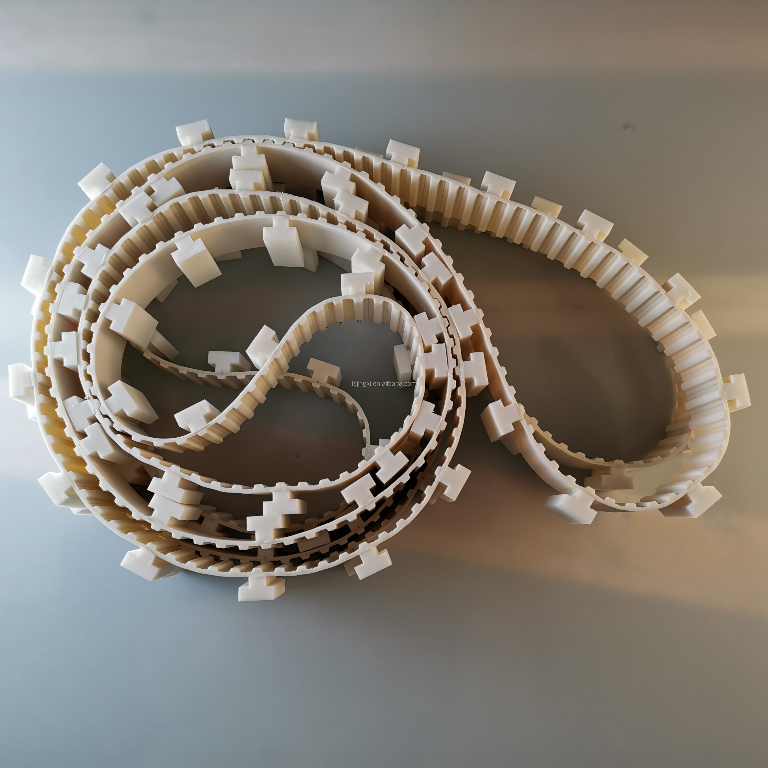 Factory Wholesale PU Timing Belt xl/l/h/xh/xxh/t5/t10 seamless pu transmission belt with cleats