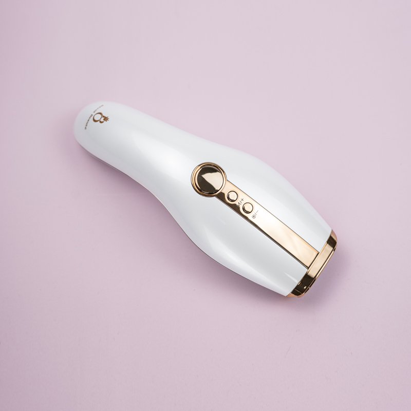 Portable IPL Hair Removal Machine Becot Beaute Sapphire Cooling Bodi Hair Removal Device Woman Hair Removal Equipment
