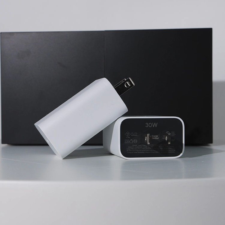 PD QC Travel Adapter Universal Accessories Hand Phone Ports Charging Station Usb C 30W Charger Head
