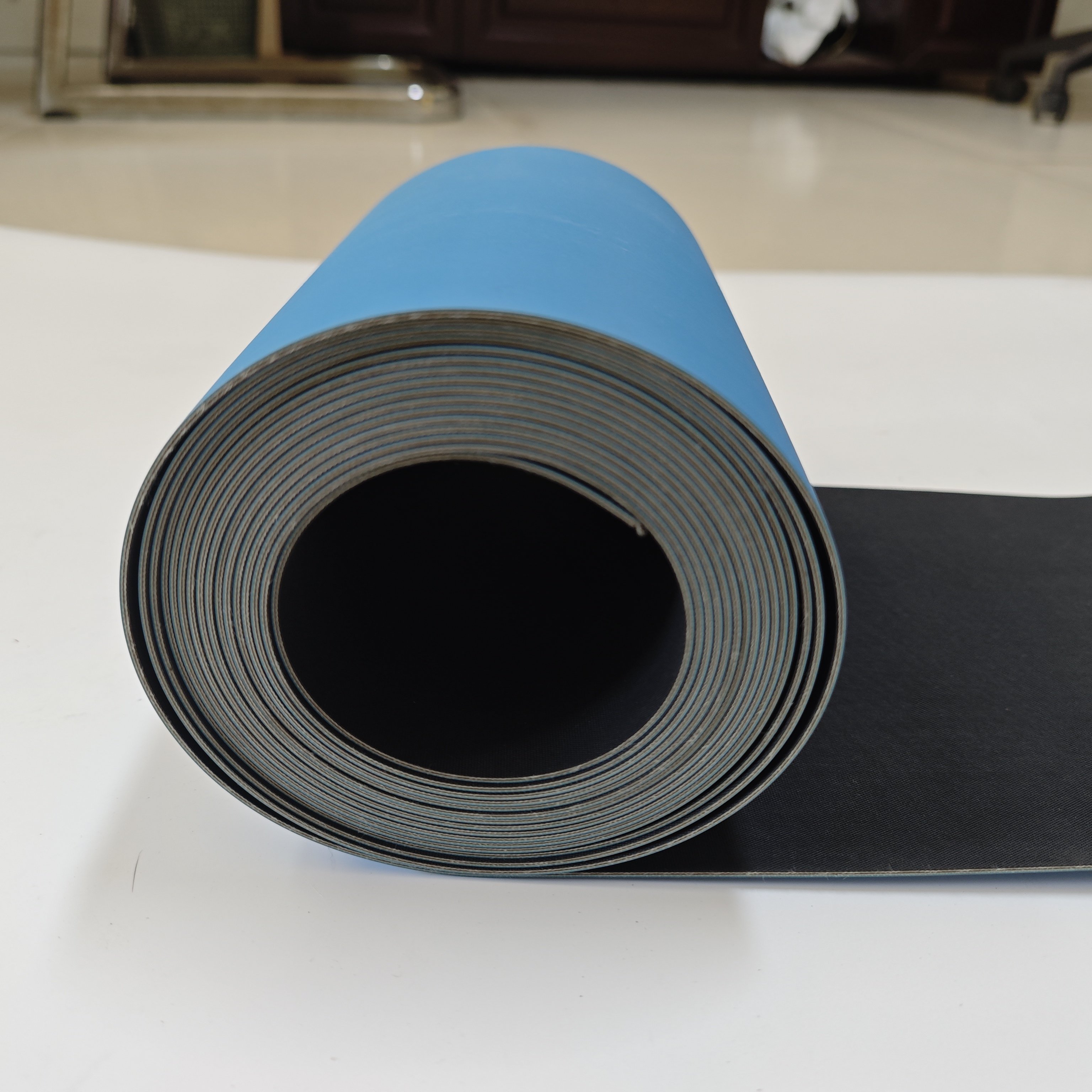 1.5mm thickness Matt blue and black transmission nylon belt for textile machinery