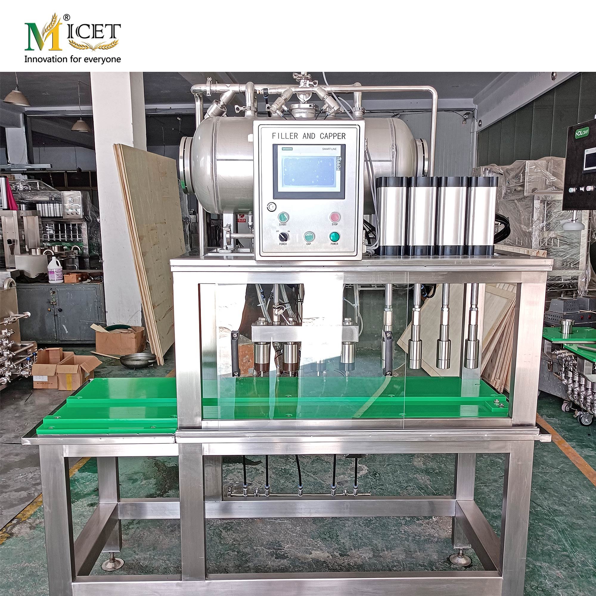 China Commercial Brewery Automatic 4 Heads Filling and Capping Machine for Isobaric Filling Beer Production