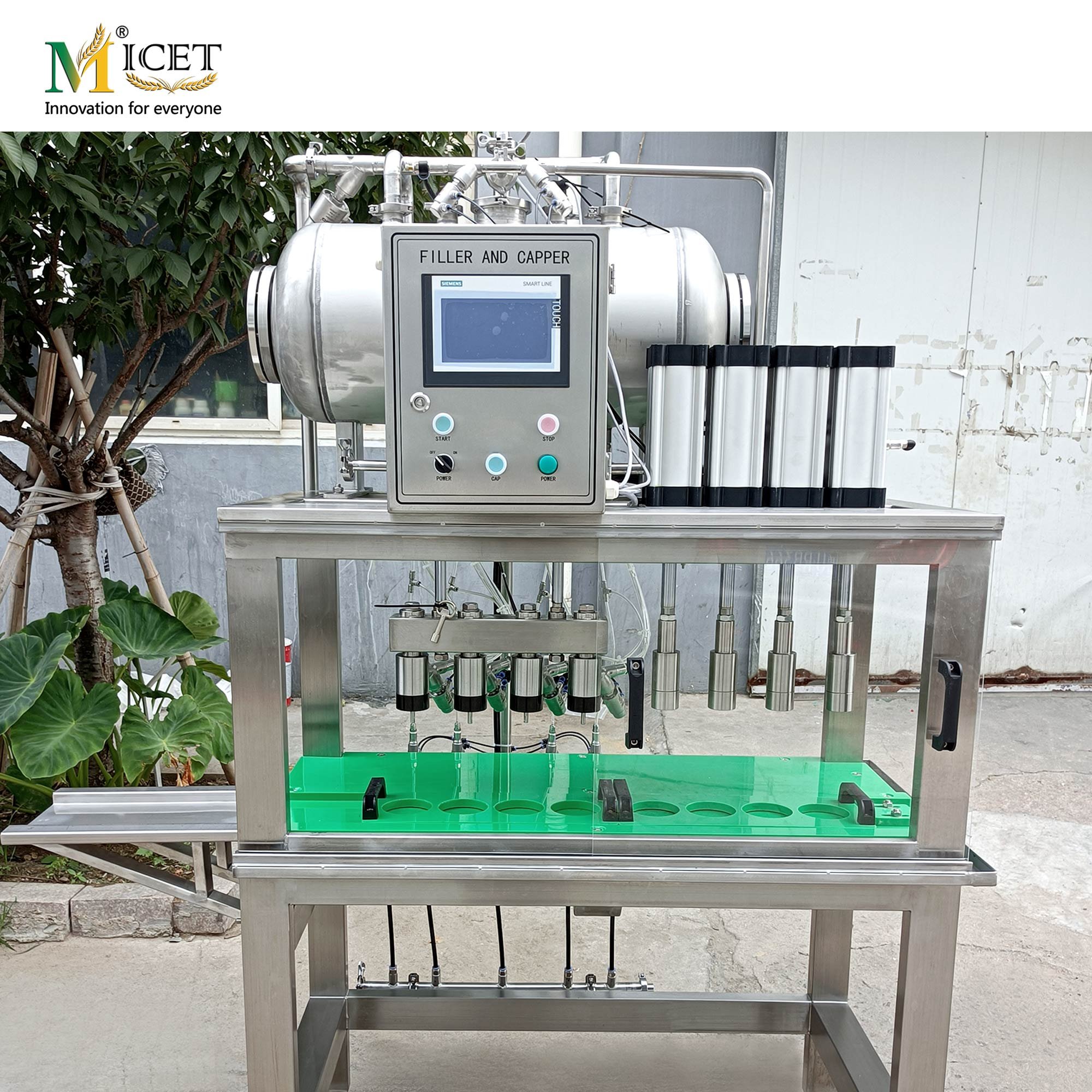 China Commercial Brewery Automatic 4 Heads Filling and Capping Machine for Isobaric Filling Beer Production