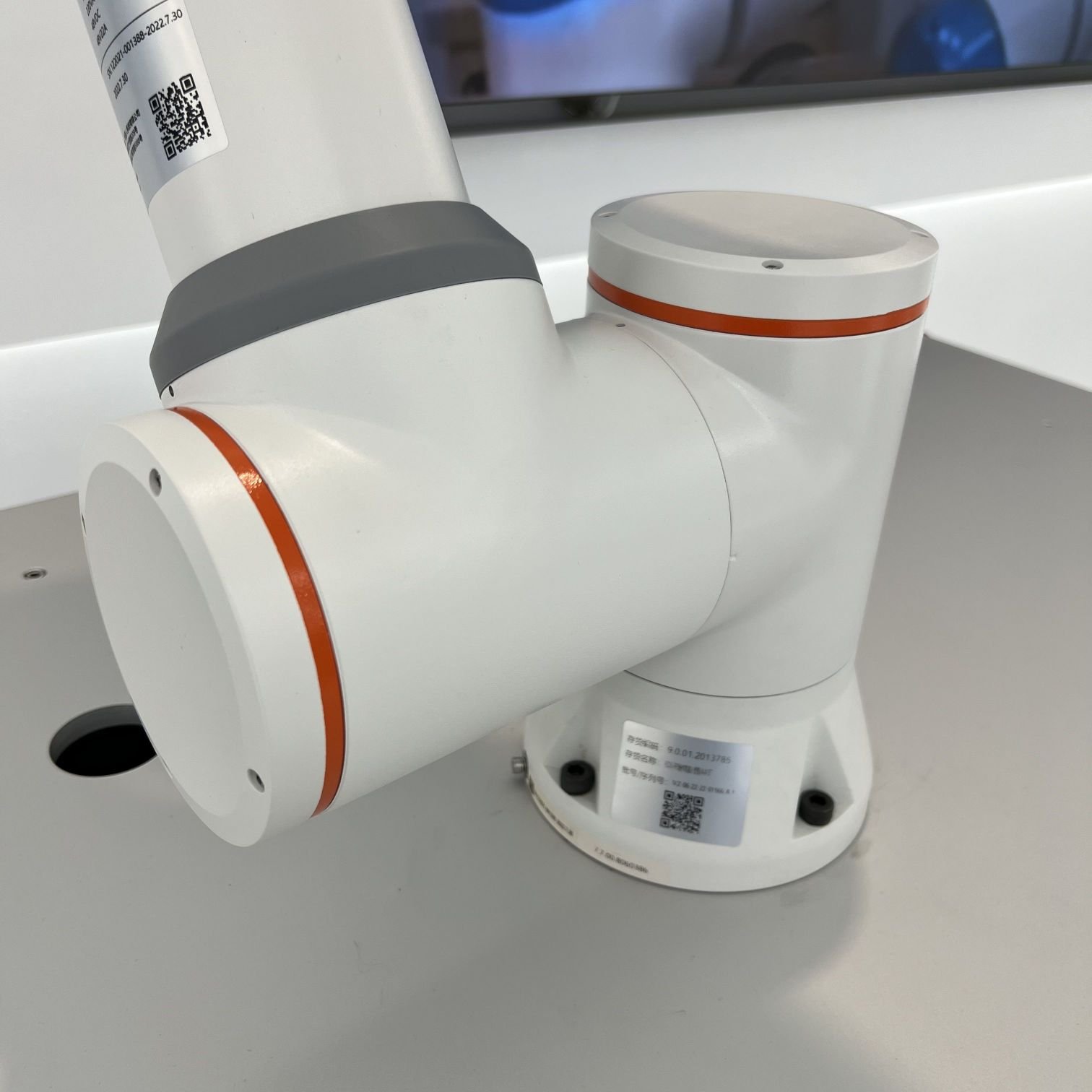 Heavth Gripper Robot Arm Vaccum Robot for Car Body Repair Collaborative Robot Pallet Assembly Other Material Handling Equipment