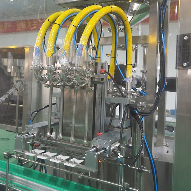 High Accuracy 2000 Bottle/hour Automatic Line Product Fresh Milk Production Line Vial Filling and Capping Machine