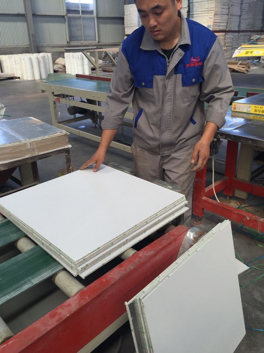 Top Rated Armstrong Ceiling Tile 595*595 mm for Sale