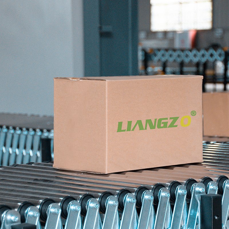LIANGZO Electric Power Retractable Flexible Expandable Roller Conveyor for Sale
