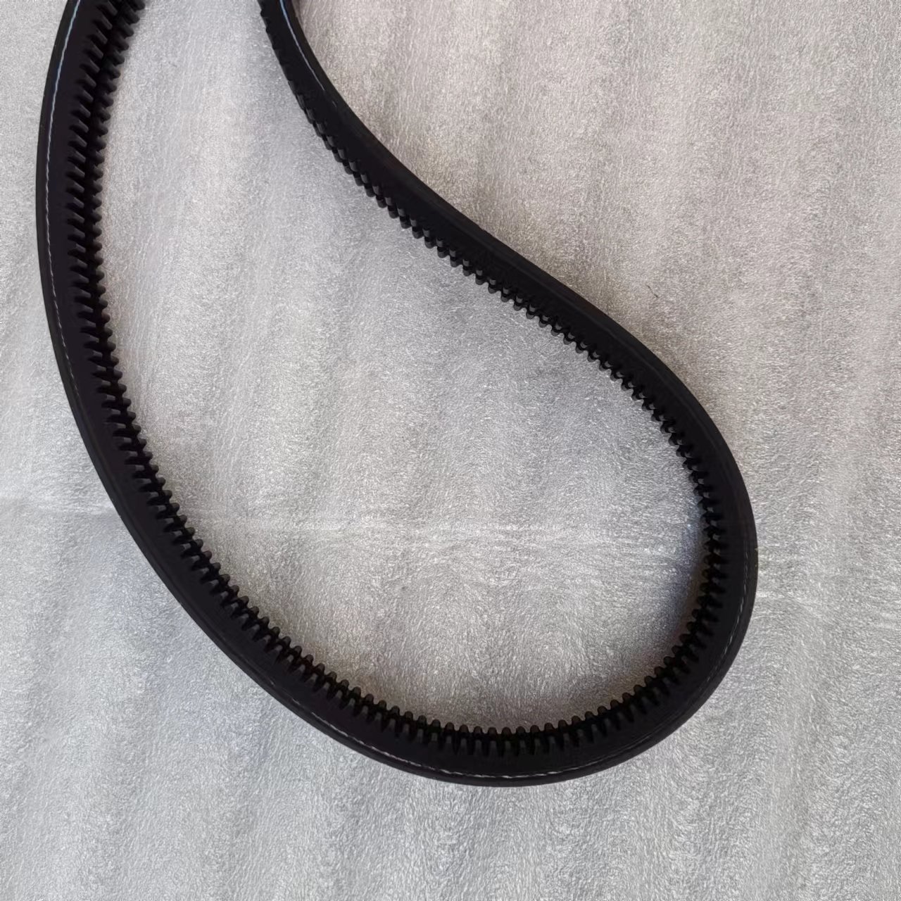 Double Strap Type Bus Engine Parts Trailer Drive Belt Rubber Transmission Belts Commercial Auto Parts