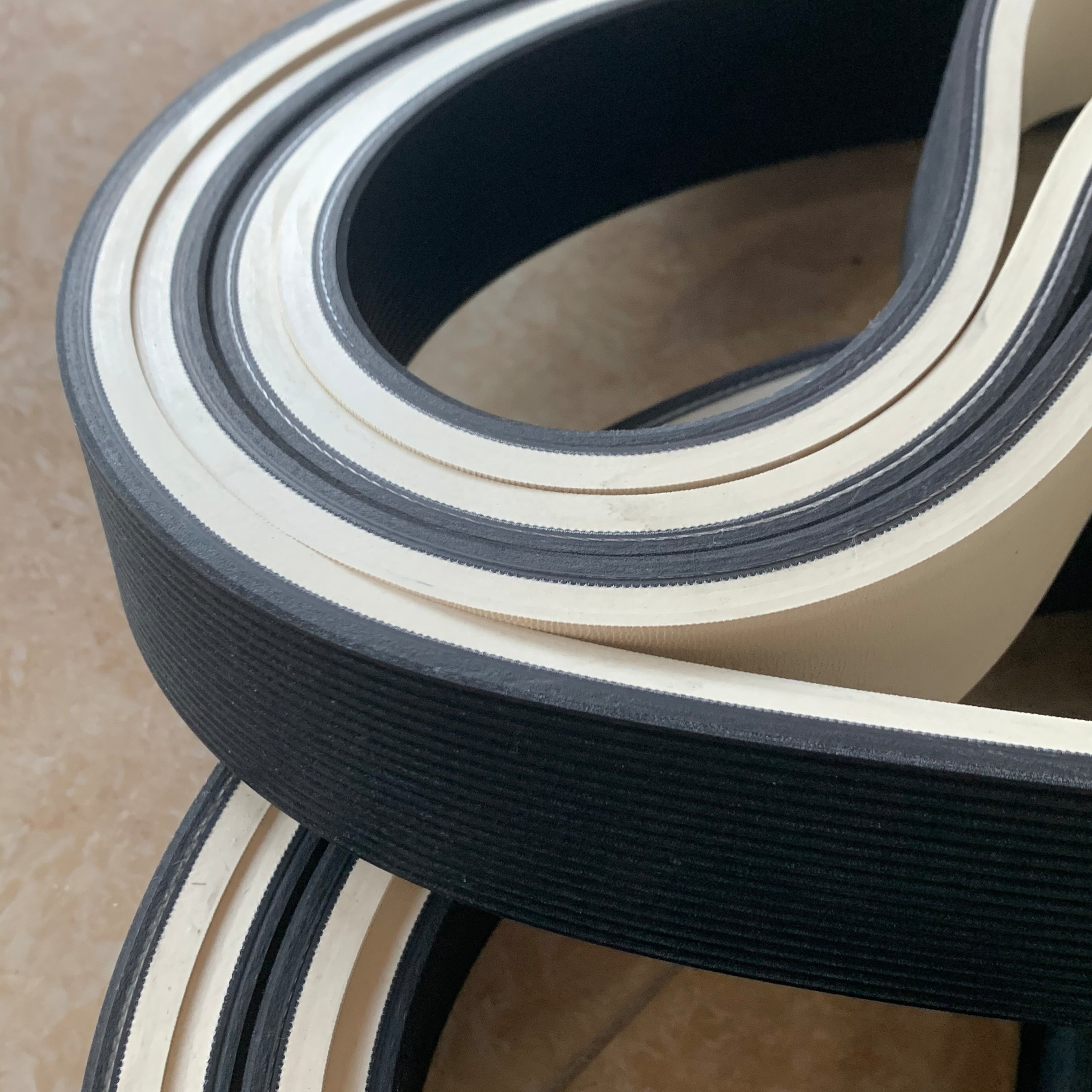 18PK1016 with coating Industrial transmission belt PJ PK PH 400PK Multi-Wedge Belt timing belt