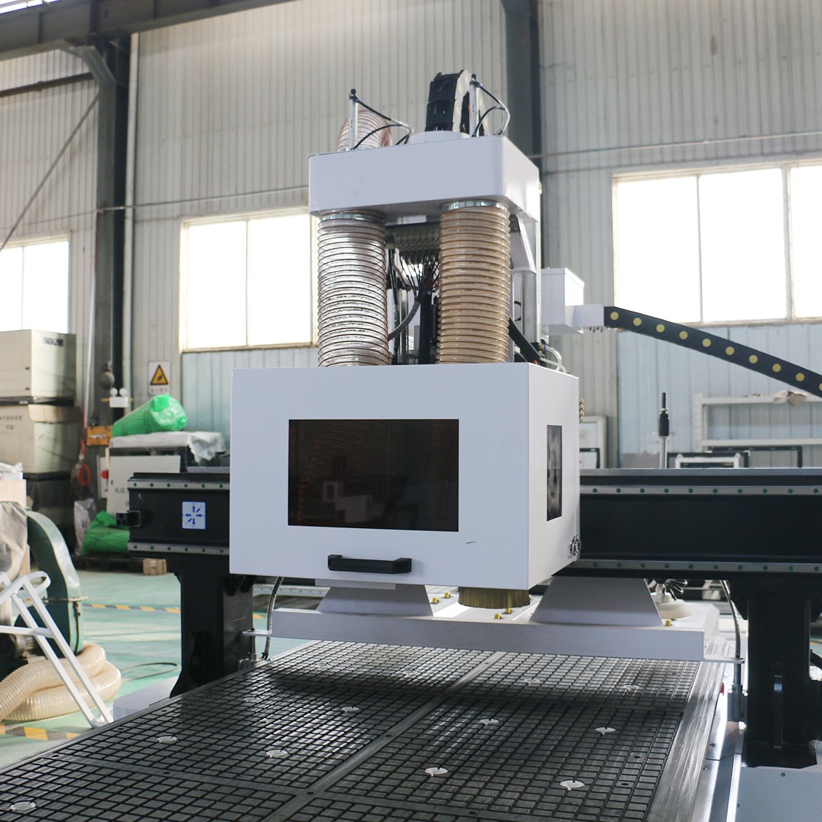 ATC CNC Router 3 Axis Wood Carving Cutting Machine with Loading Unloading ATC CNC for Door Kitchen Cabinet Furniture Making