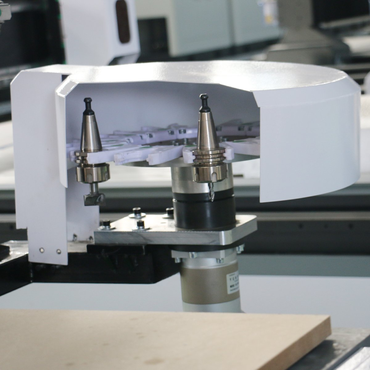 ATC CNC Router 3 Axis Wood Carving Cutting Machine with Loading Unloading ATC CNC for Door Kitchen Cabinet Furniture Making