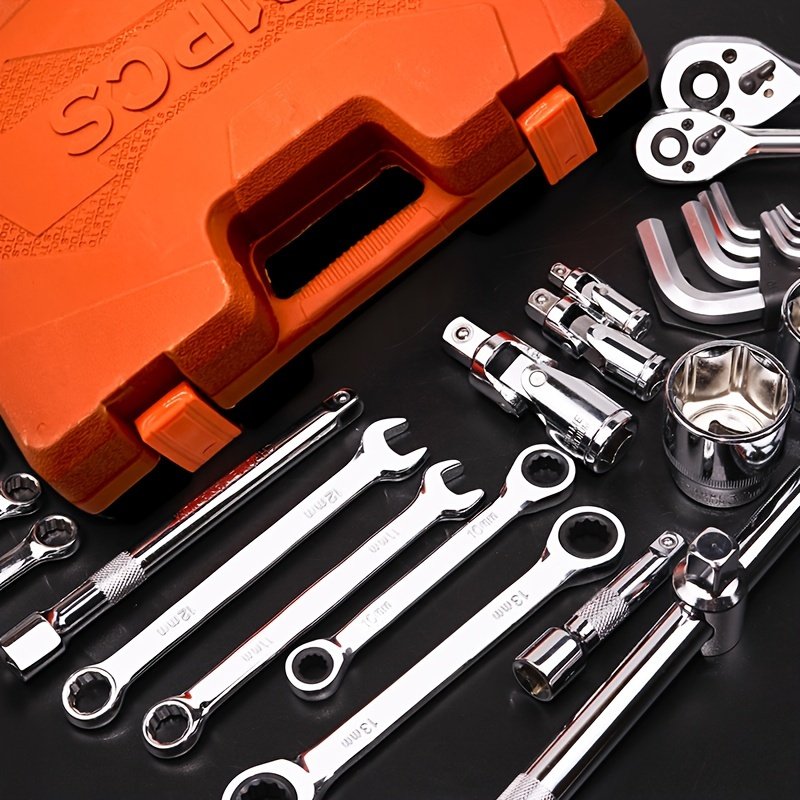 121-Pieces Mechanic Tools Kit Auto Repair Household Use Socket Wrench Drive Ratchet Hard Case Box Other Power Tool Accessories