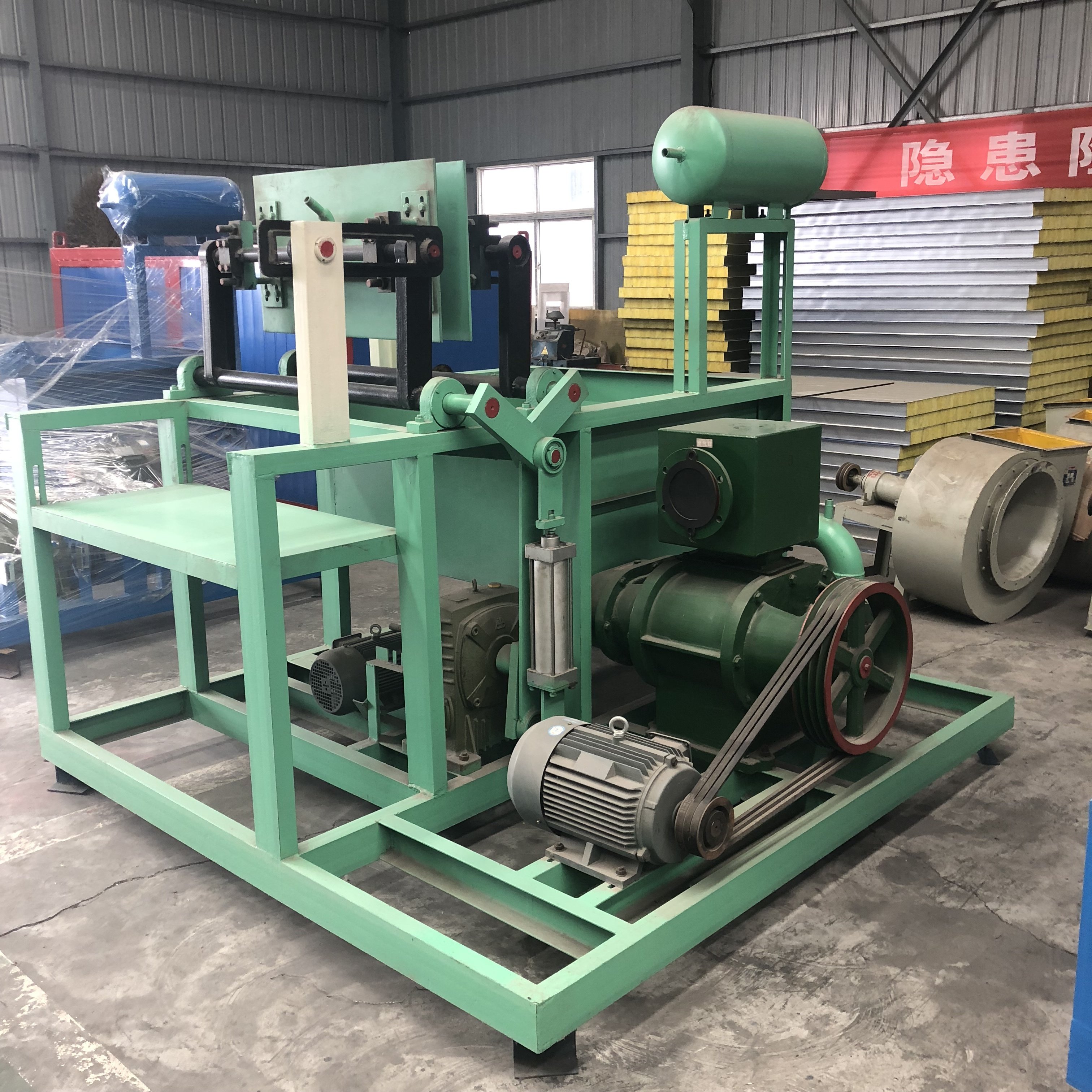High Quality Small Capacity 1000-2500 Pcs/h Egg Trays Molding Making Semi Automatic Machine