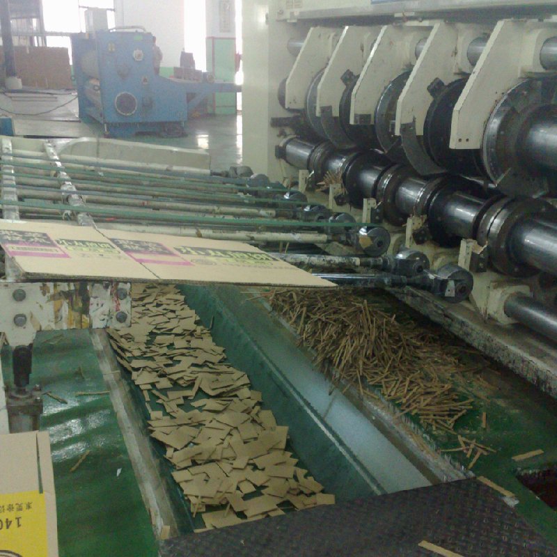 Advanced Custom Assembly Line Efficient Operation Of Green Pvc Conveyor Belt Roller-Based Stable Transmission