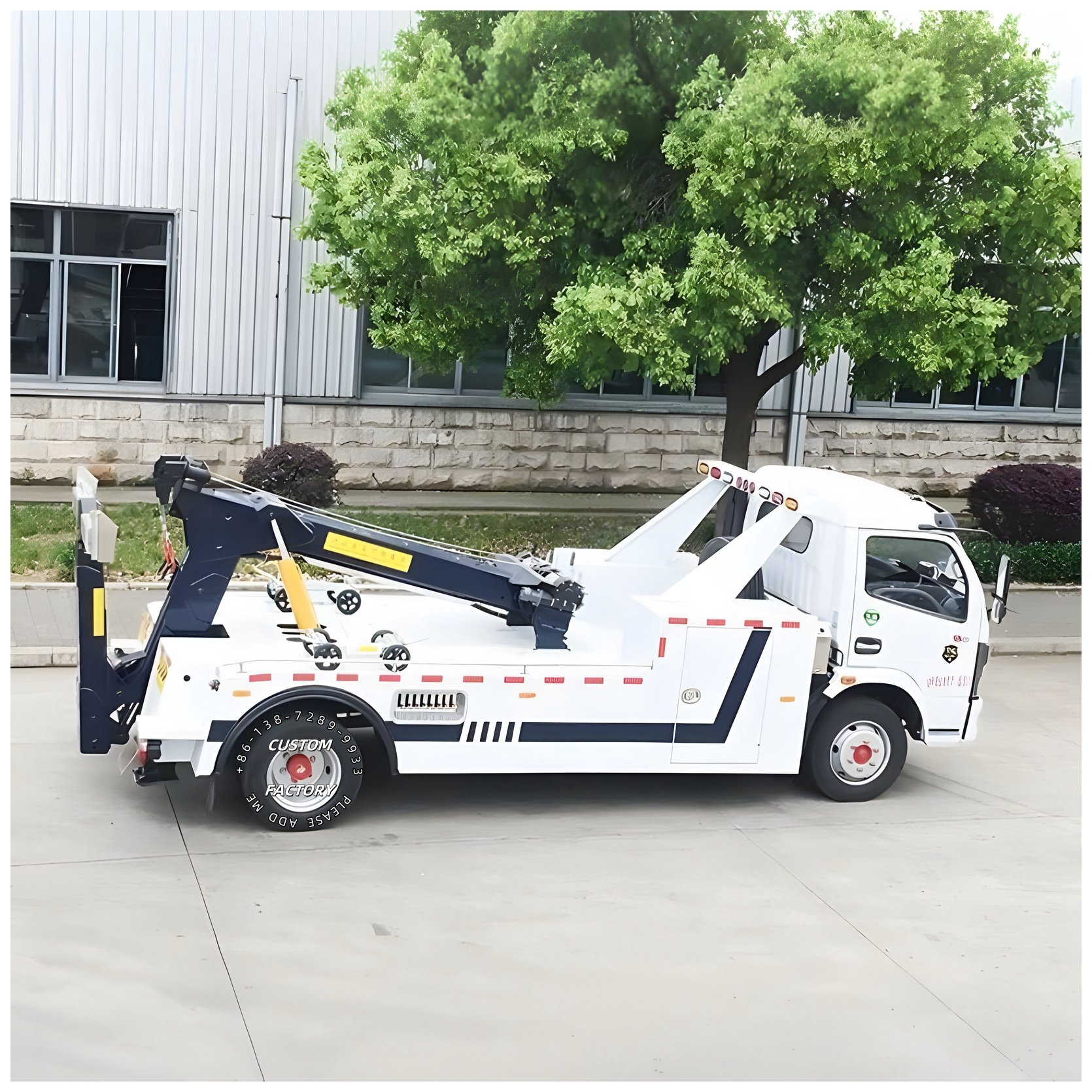 Factory Dongfeng Tow Truck LHD RHD Rollback Wrecker Truck Towing Truck with 4tons Winch