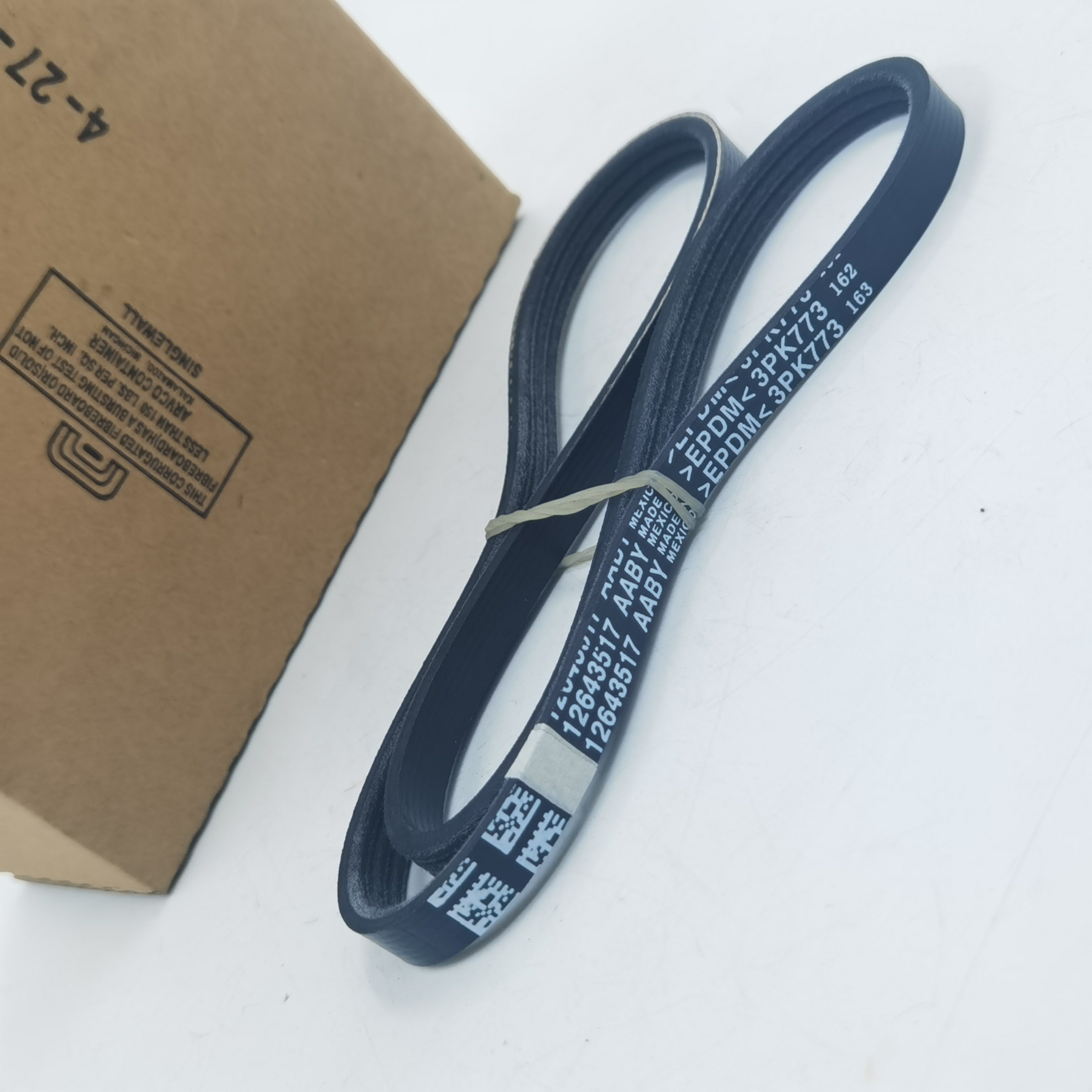 High -quality transmission belt belt belt V -shaped ribs for Chevrolet Cadillac GMC 12643517 12658179 3pk773