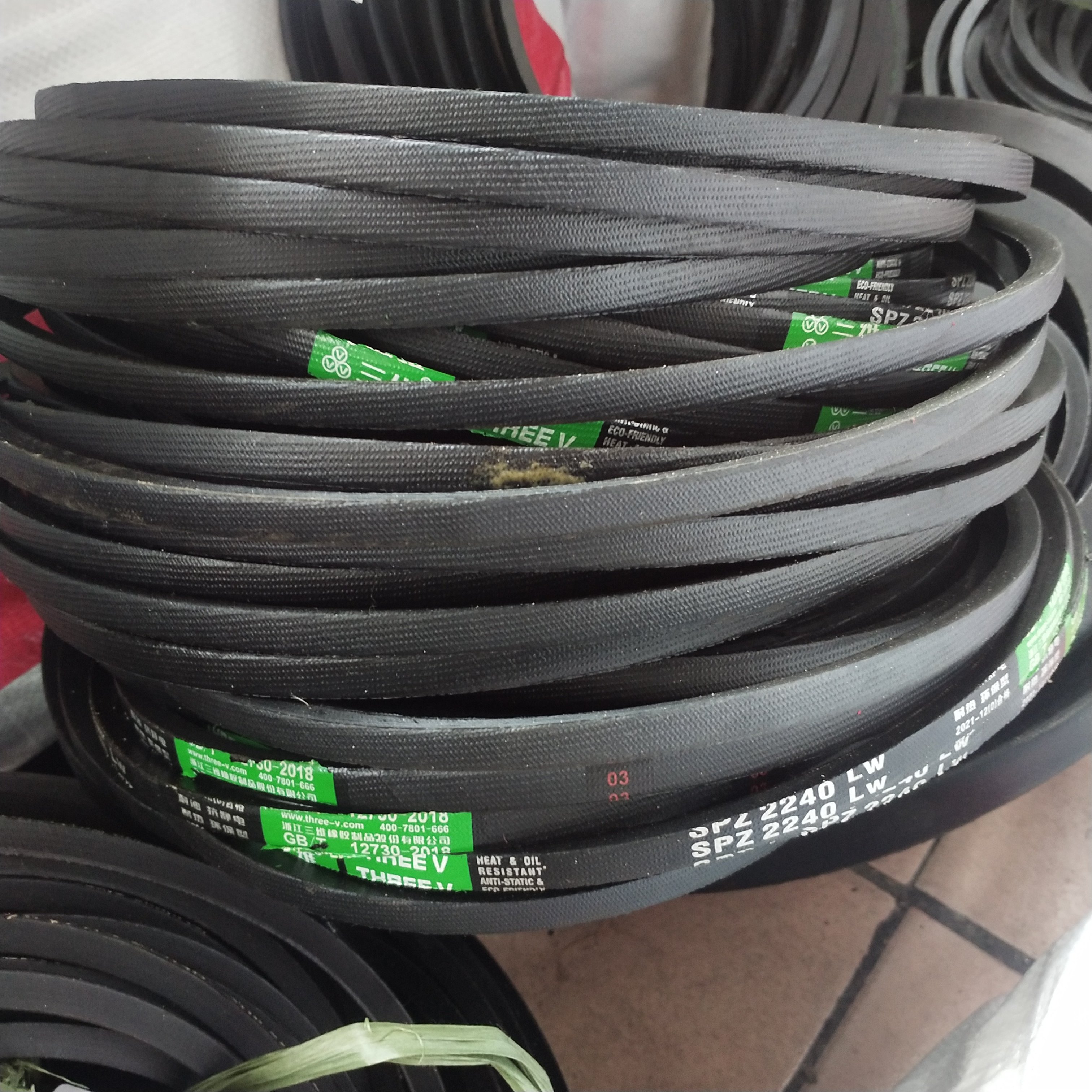 Narrow V Belt SPA/SPB/SPC/SPZ Industrial Transmission Belt Wrapped V Belt OEM