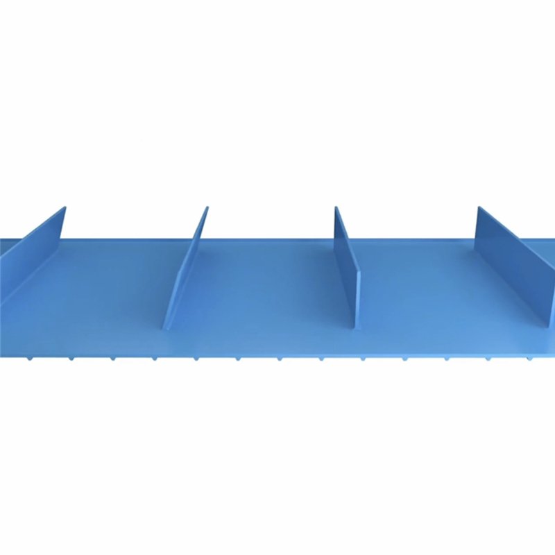 Low Temperature Conveying Non-cracking 30 Degree Angle Inclined Baffle Food Grade Meat Processing Positive Drive Conveyor Belts