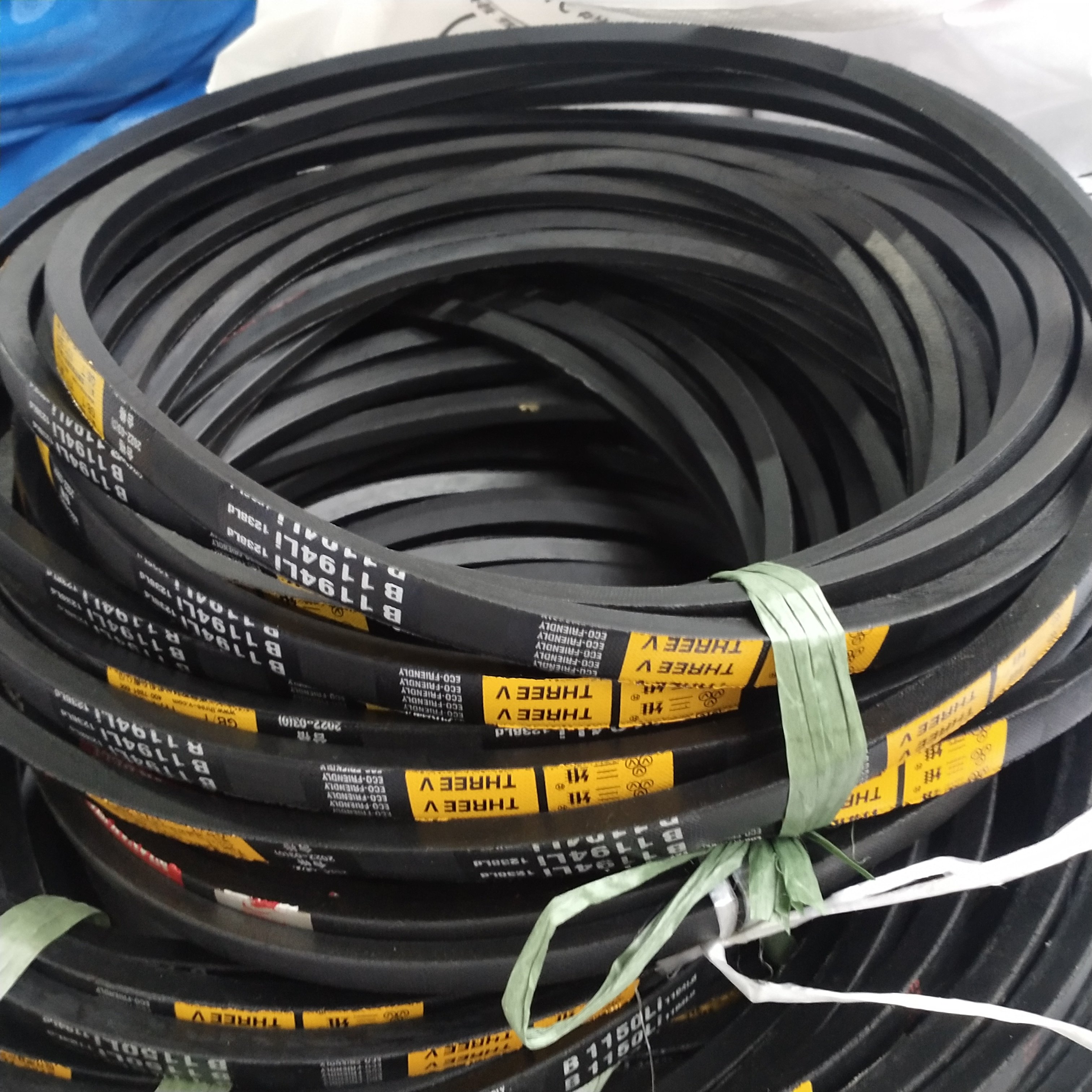 High Quality Classical V Belt Industrial Power Transmission Belt Type ABC