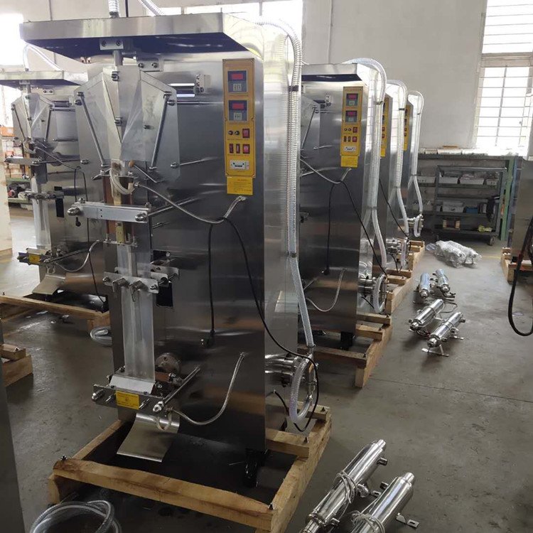 Auto Pouch Filling Machine Water Sachets Packing Machine With UV Lamp
