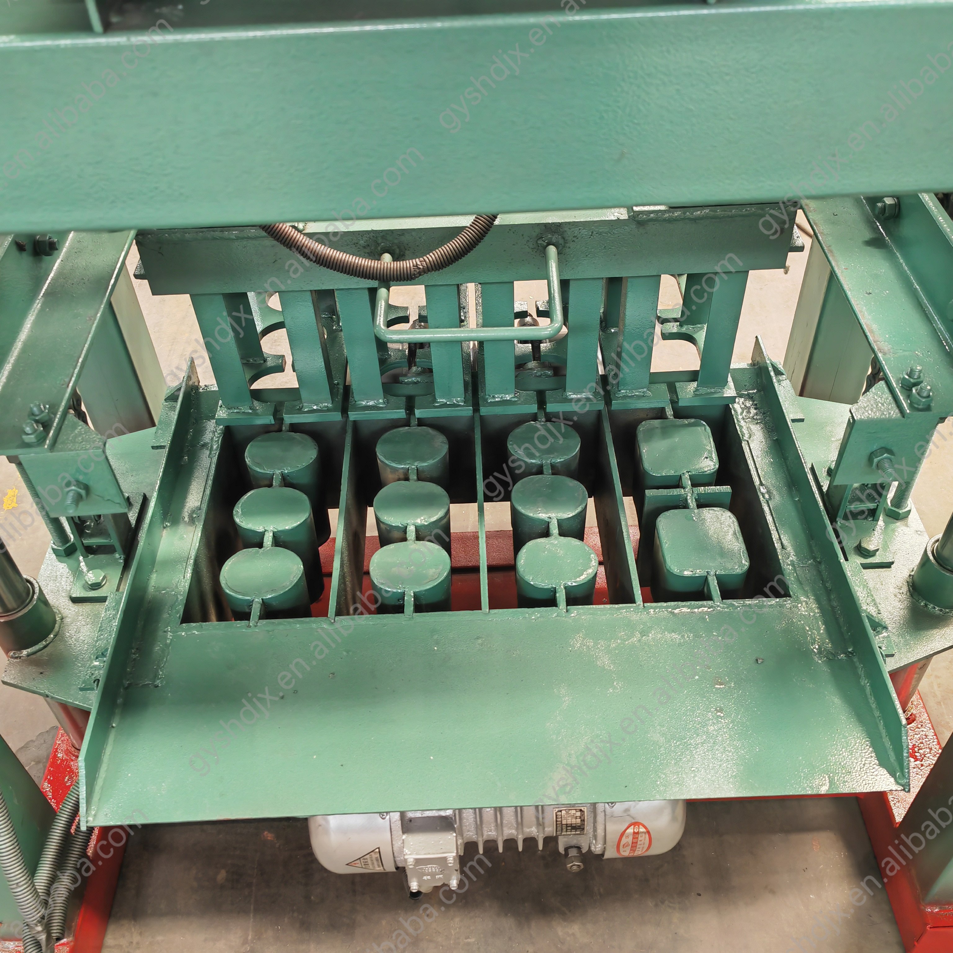 4-35 Automatic Manual Cement Hollow and Standard Brick Making Machine Production Line Fly Ash Concrete Clay Paving Brick Machine
