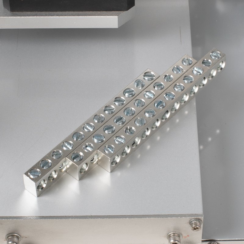 Automatic Machine for Brass Bus Bar Terminal Machine Terminal Block Terminal Bar With Auto Screw Feeder