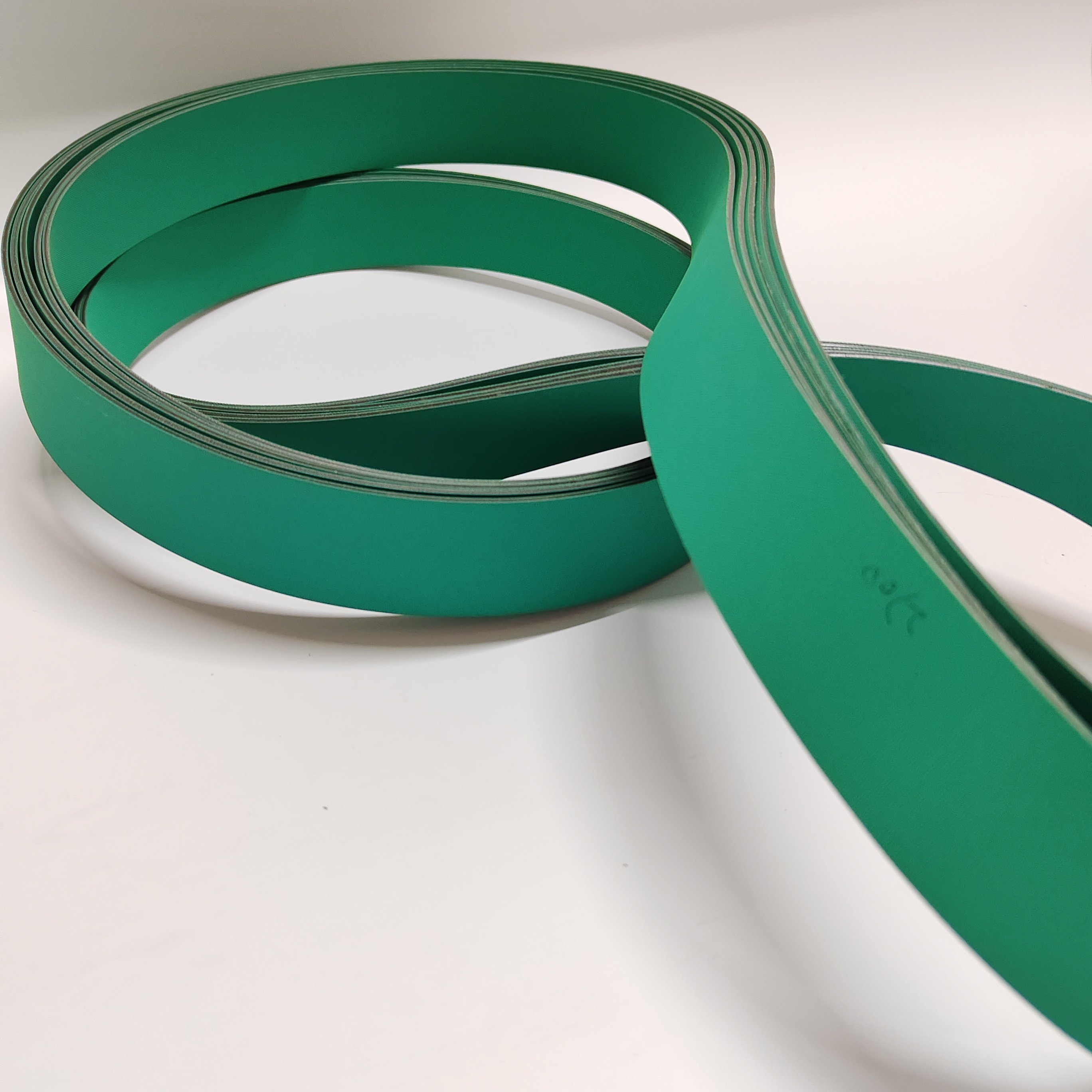Habasit nylon sheet based wear-resistant Flat Belt in the textile industry 2700*50 customizable