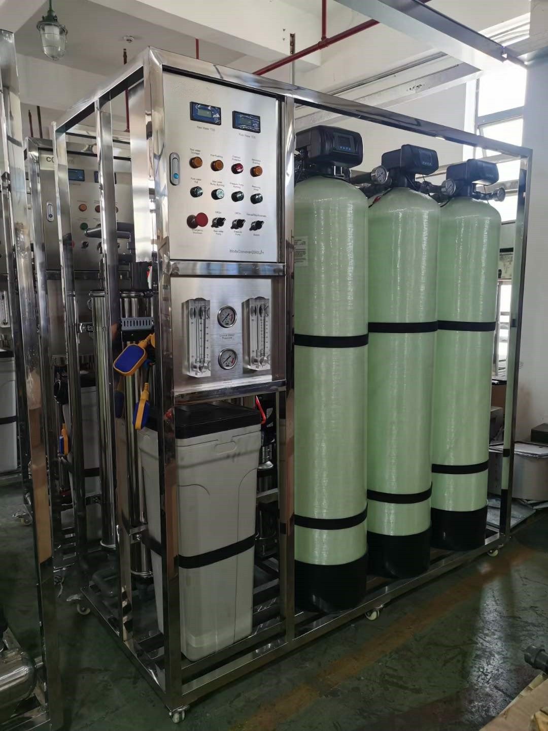 1000LPH Commercial Reverse Osmosis (RO) Water Purification Machine 1000LPH RO Machine Water Softeners Desalination From Ground