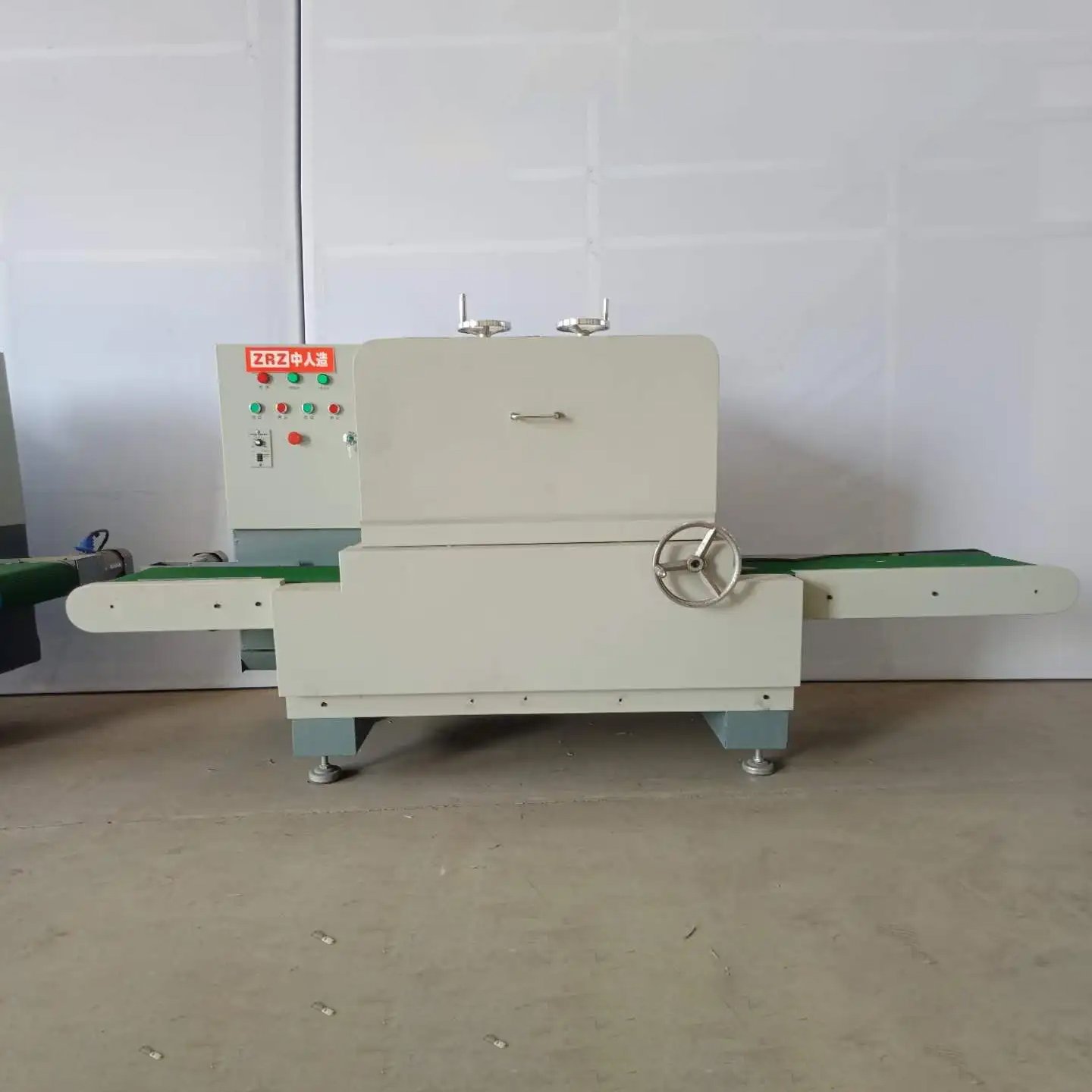 Brake Pad Grinding Machine, Polishing Machine, Small Mechanical Production Line, Chinese Equipment Manufacturer