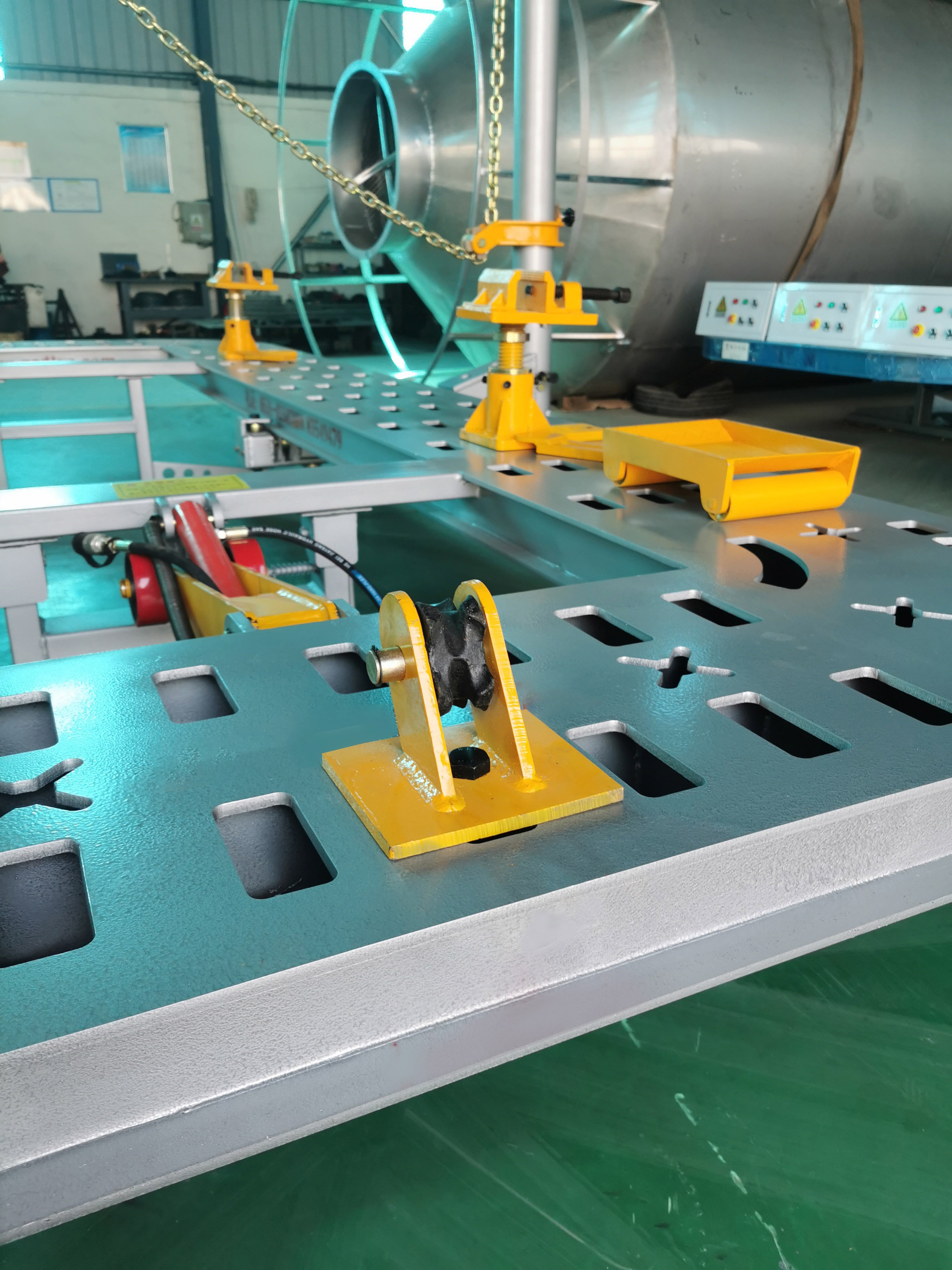 Car Maintenance Equipment Spotter Auto Body Repair Car Frame Straightening Machine for Sale