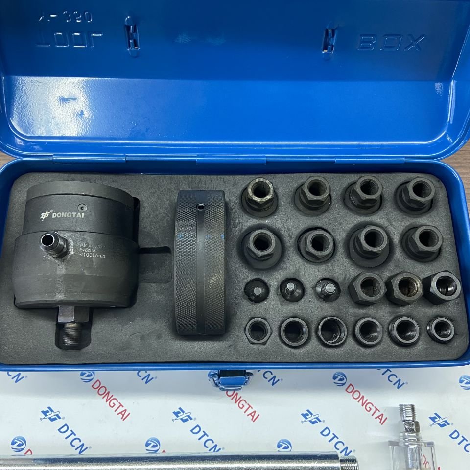 Pneumatic puller with 24 pieces of joints and accessories the tensile force reaches 1000NM