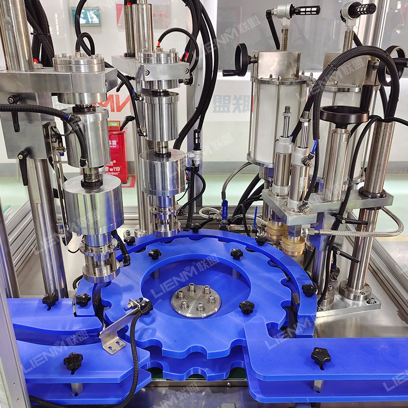 Factory Customized Aerosol Gas Spray Filling Machine Aerosol Production Line Body Spray Perfume Filling Machine Stainless Steel