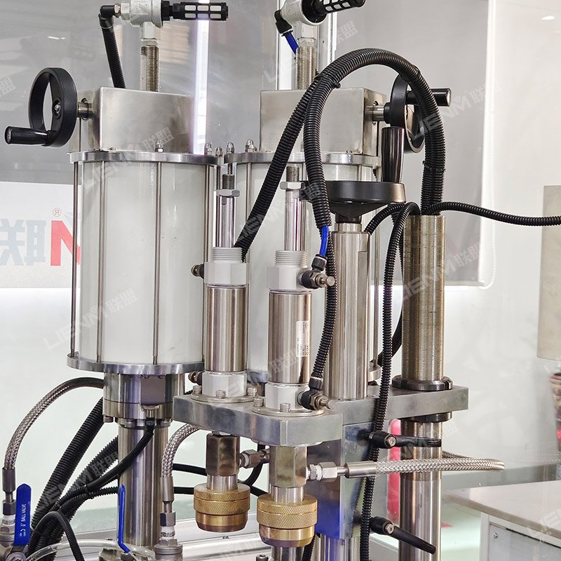 Factory Customized Aerosol Gas Spray Filling Machine Aerosol Production Line Body Spray Perfume Filling Machine Stainless Steel