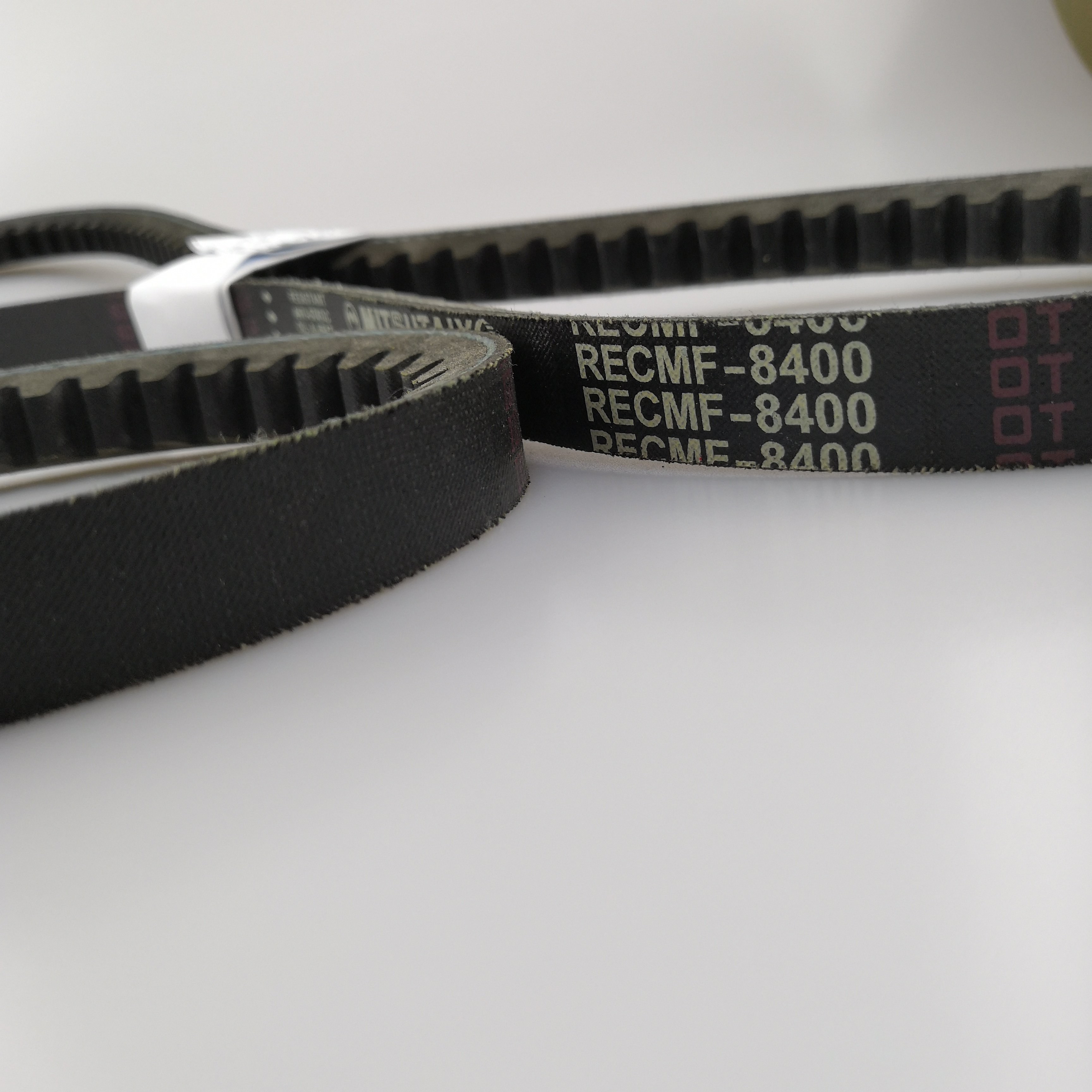 High Quality Wholesale Fan Rubber Raw Edge Cogged Belt Customized OEM Support
