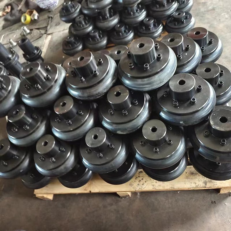 Tire Type Rubber Flanged Flexible Coupling Fitting Tire Body