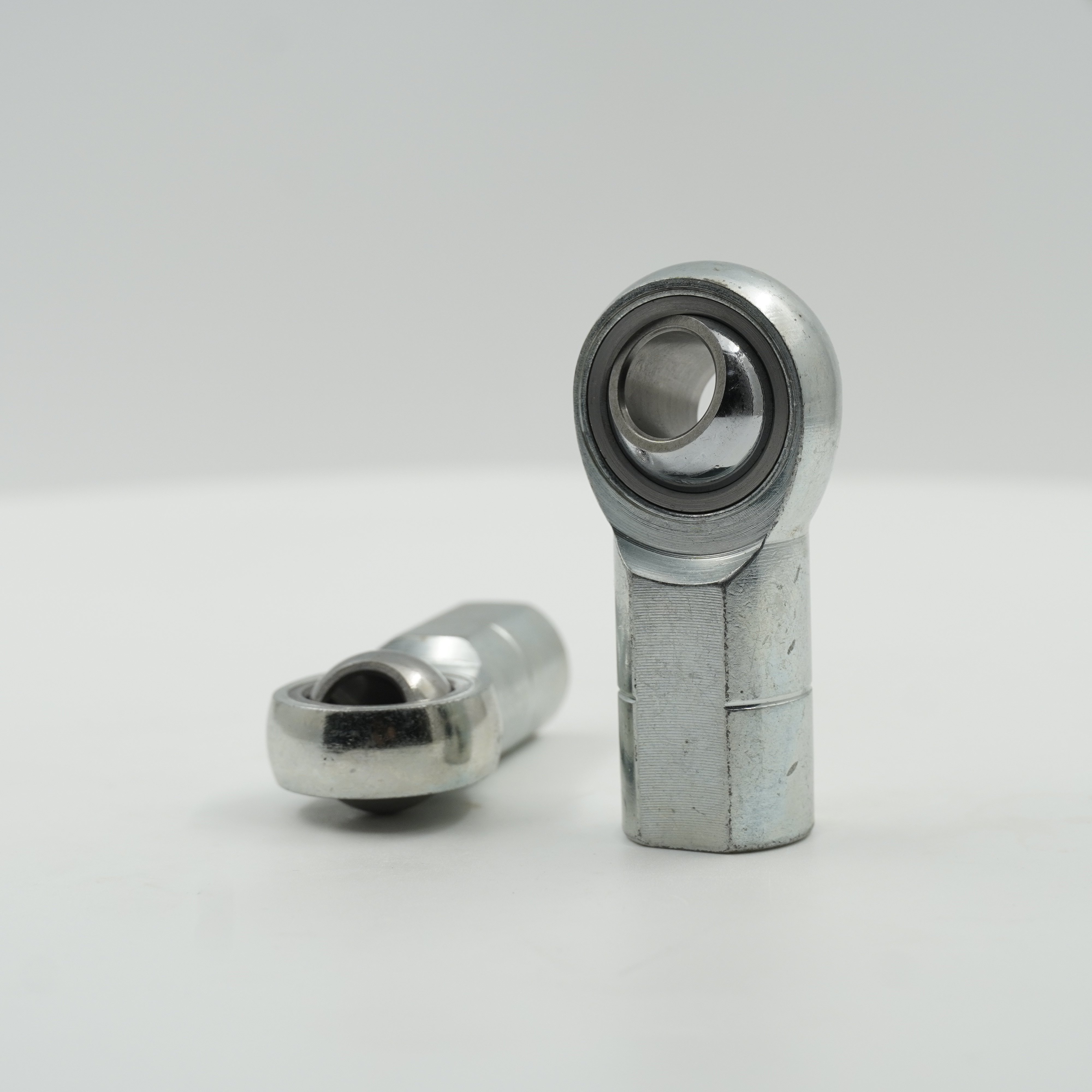 Spherical Plain Bearing Rod Ends Joint Bearing in SIZ 3T to SIZ 16T Sizes