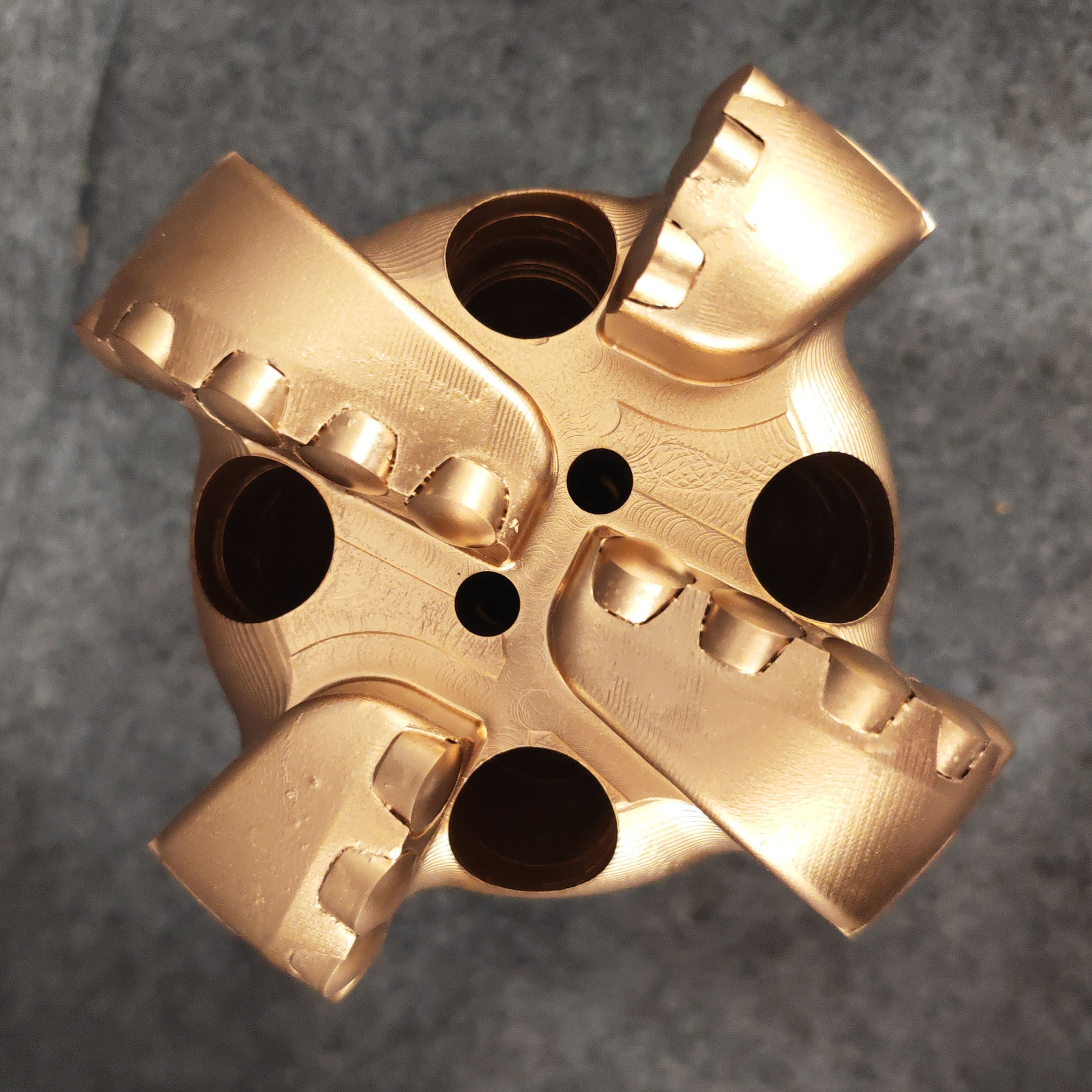 High Quality Newest Type Oil Well Pdc Drill Bit for Drilling Water Well and Drilling Geology