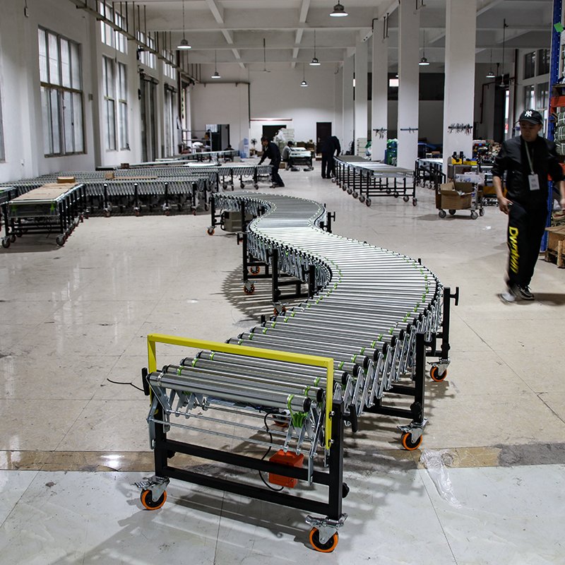 LIANGZO Electric Power Retractable Flexible Expandable Roller Conveyor for Sale