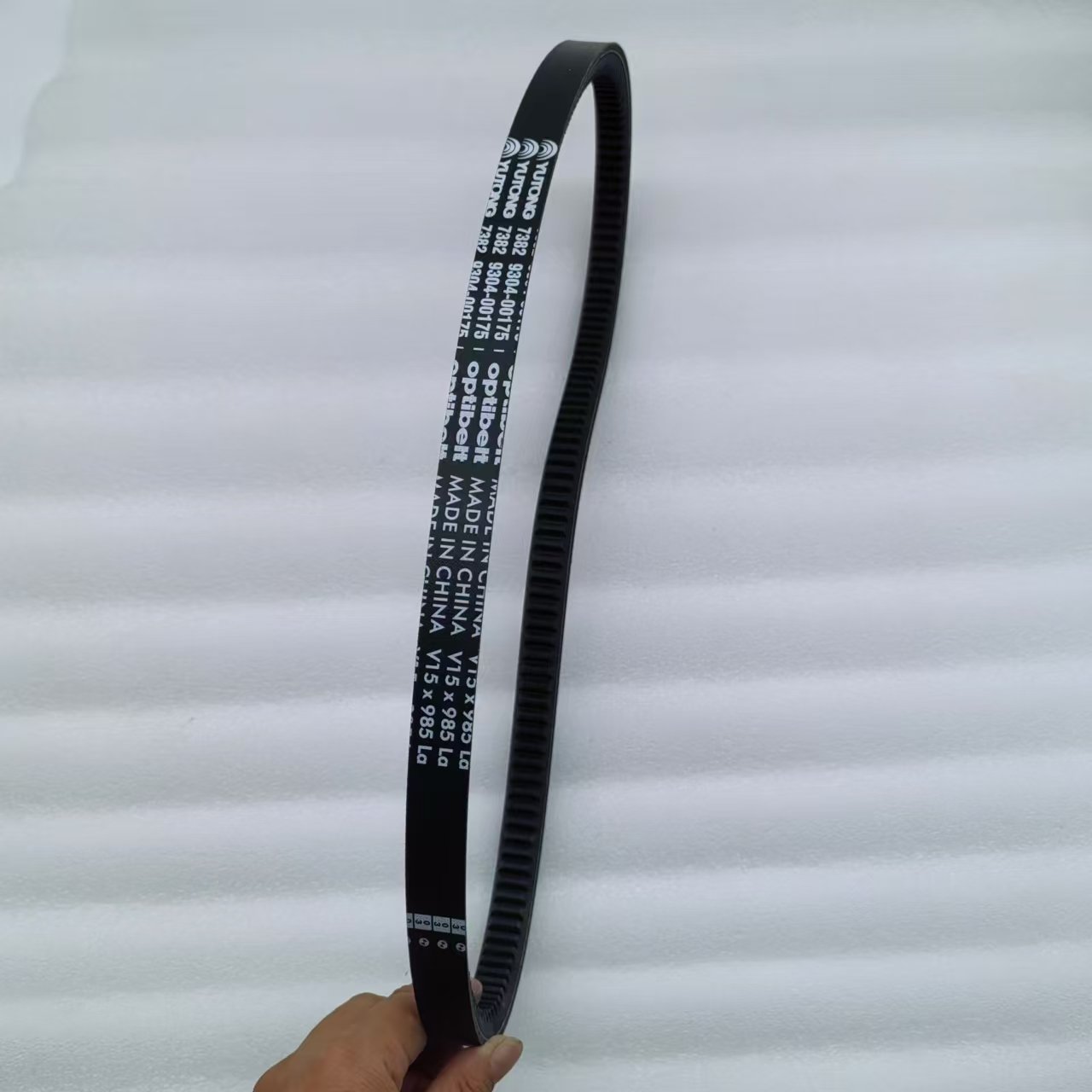 New Condition Toothed V Belt Rubber Transmission Belts for Commercial Vehicle and Truck Bus Spare Parts