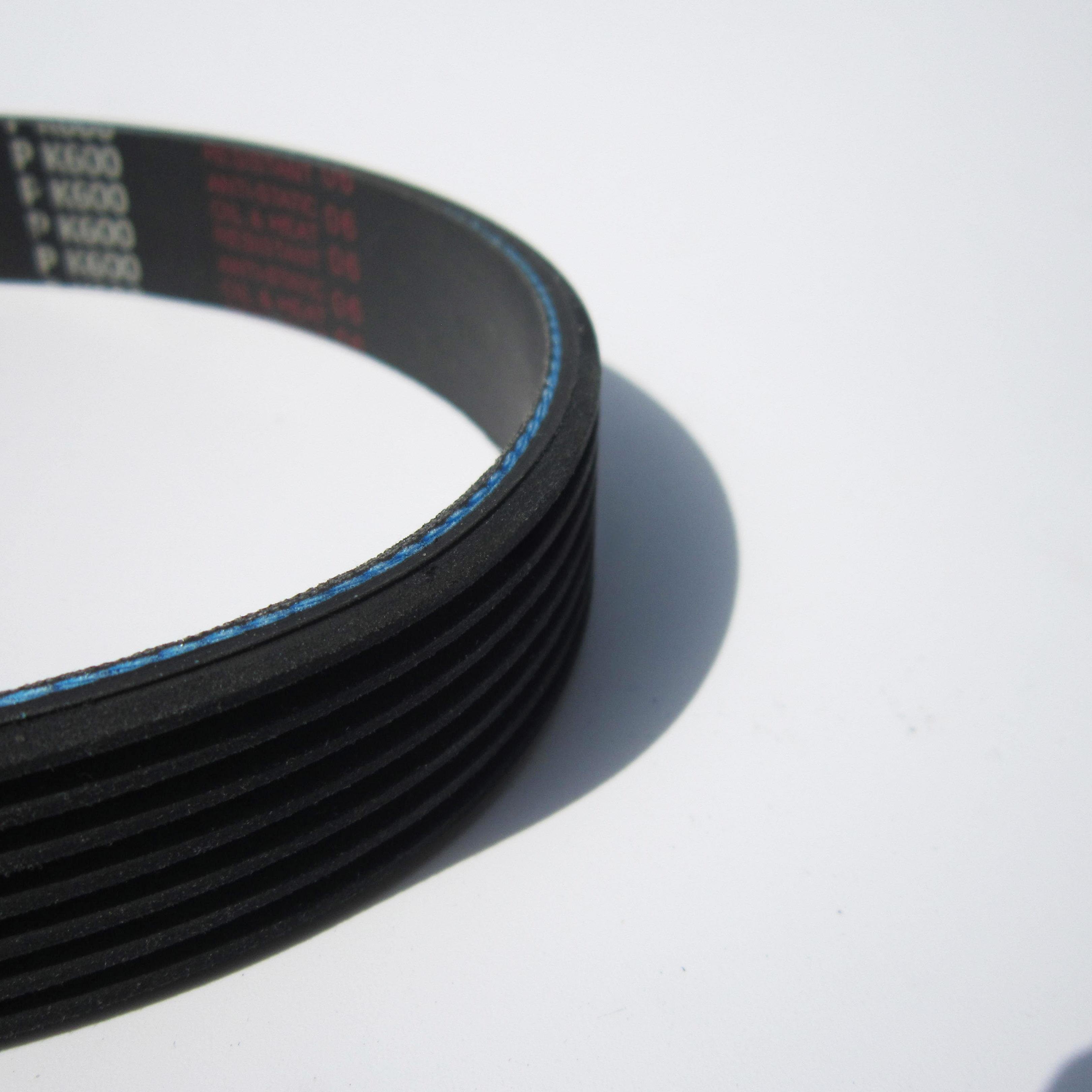 Hot Sale Car Parts 3PK763 4PK763 4PK765 Car Engine Multi Wedge Belt EPDM Serpentine Belt Fan Belt For Mitsubishi Expo LRV